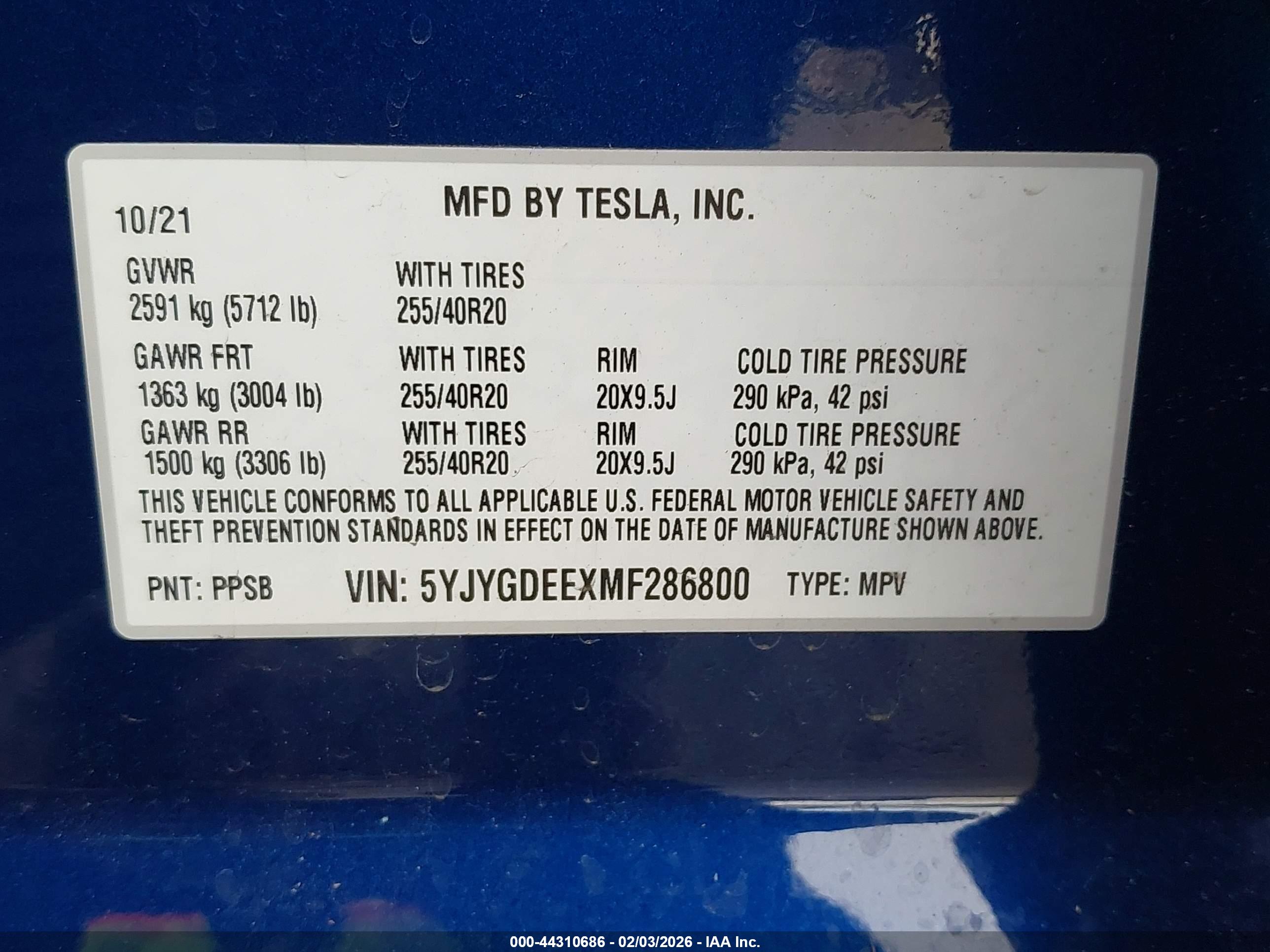 TESLA MODEL image 9