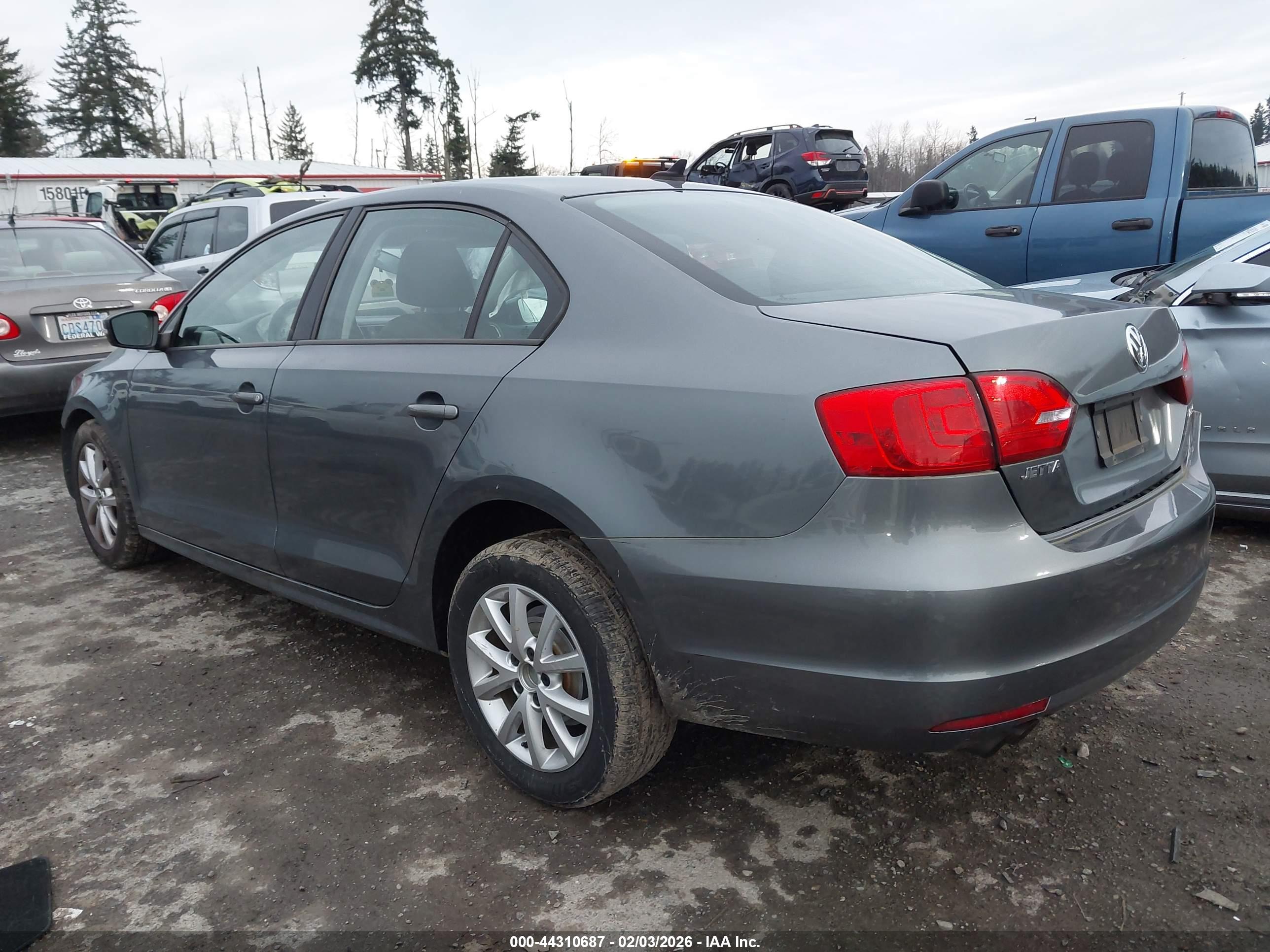 VOLKSWAGEN JETTA image 3