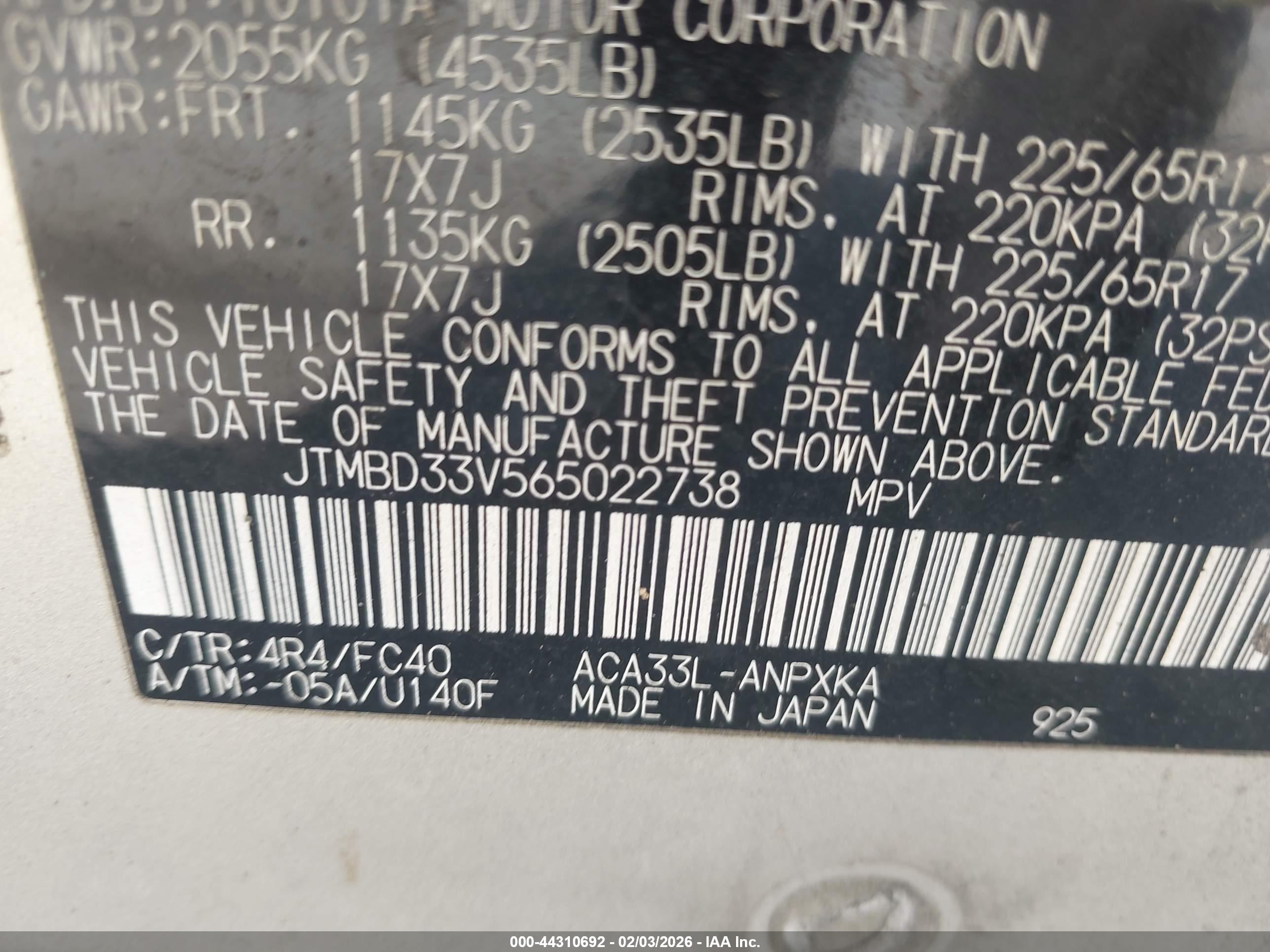 TOYOTA RAV4 image 9