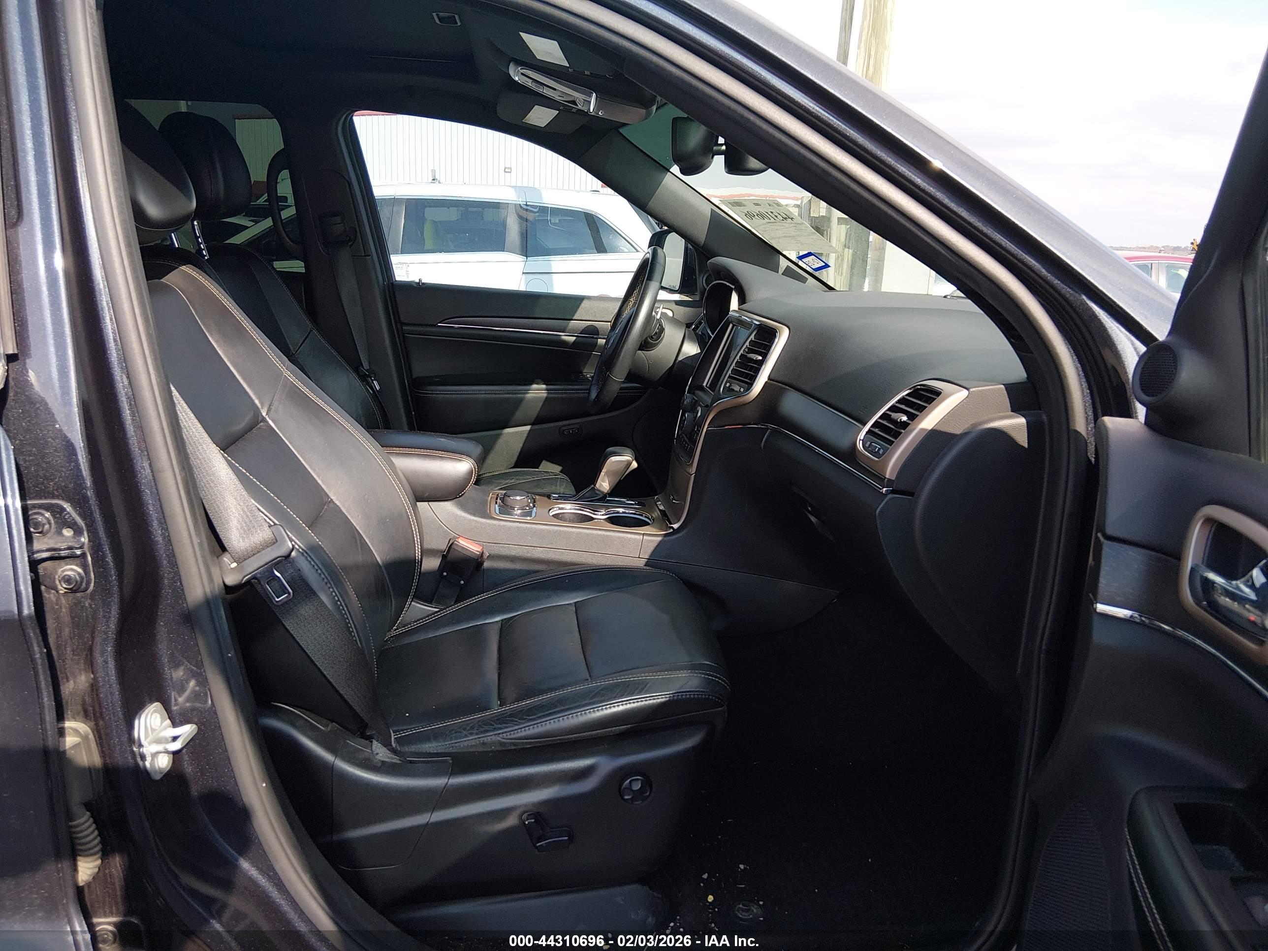 JEEP GRAND image 5