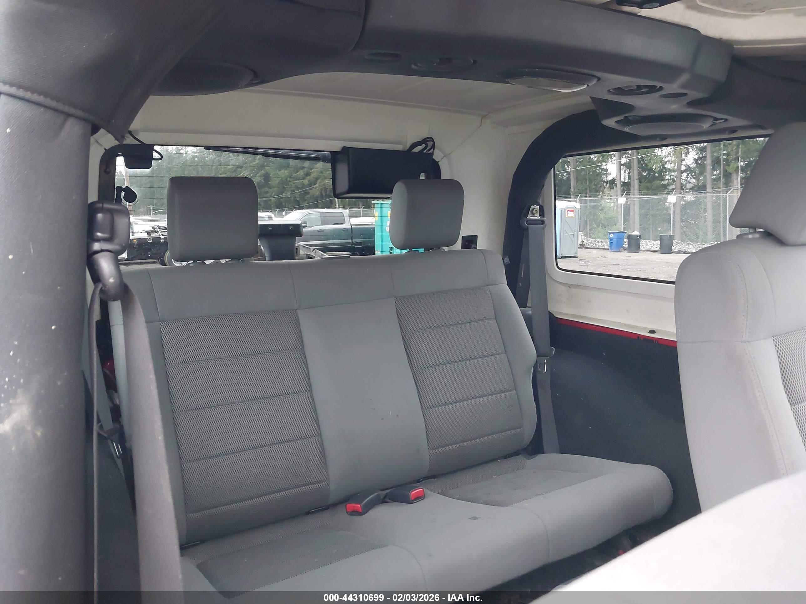 JEEP WRANGLER image 8