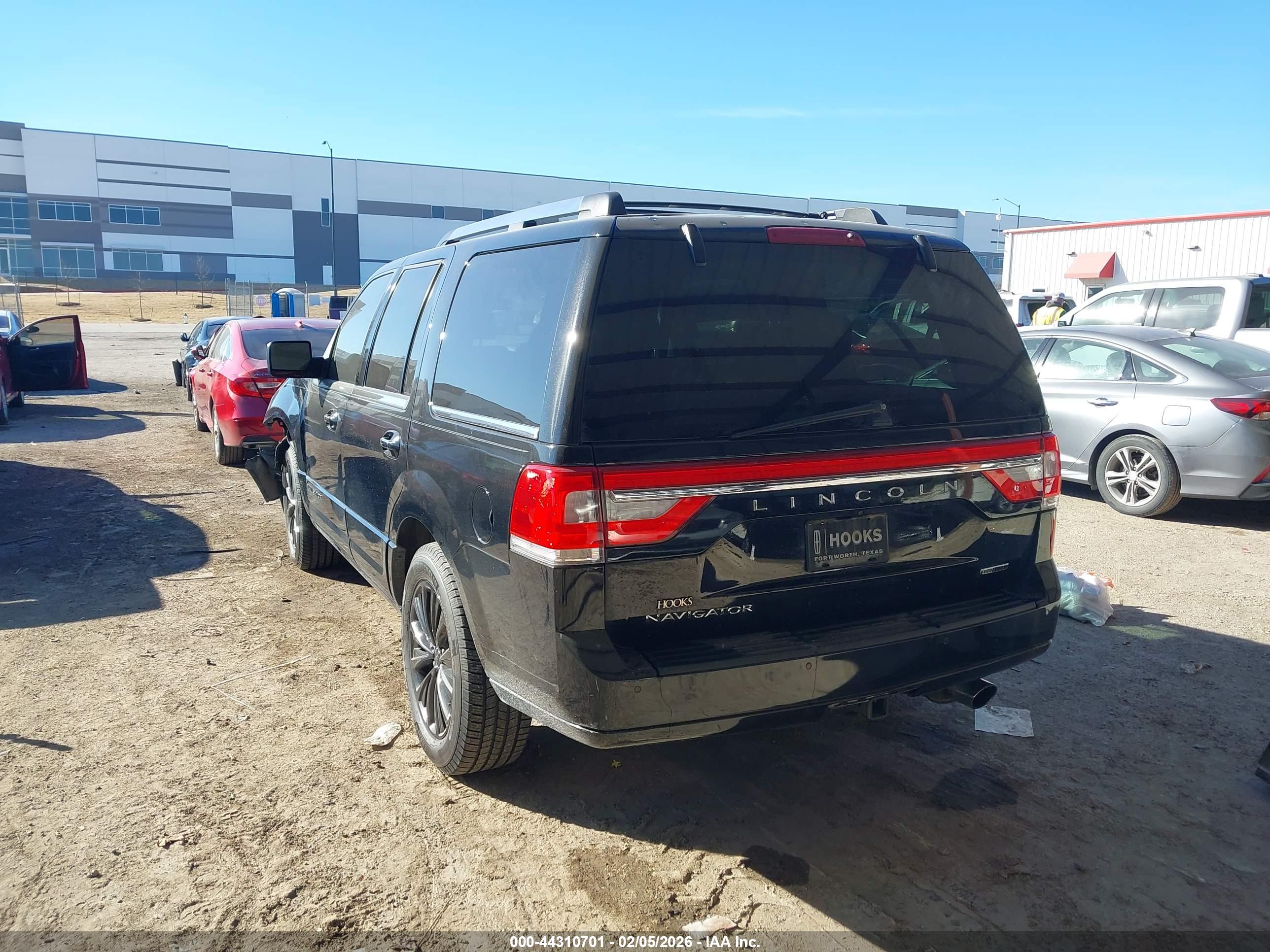 LINCOLN NAVIGATOR image 3