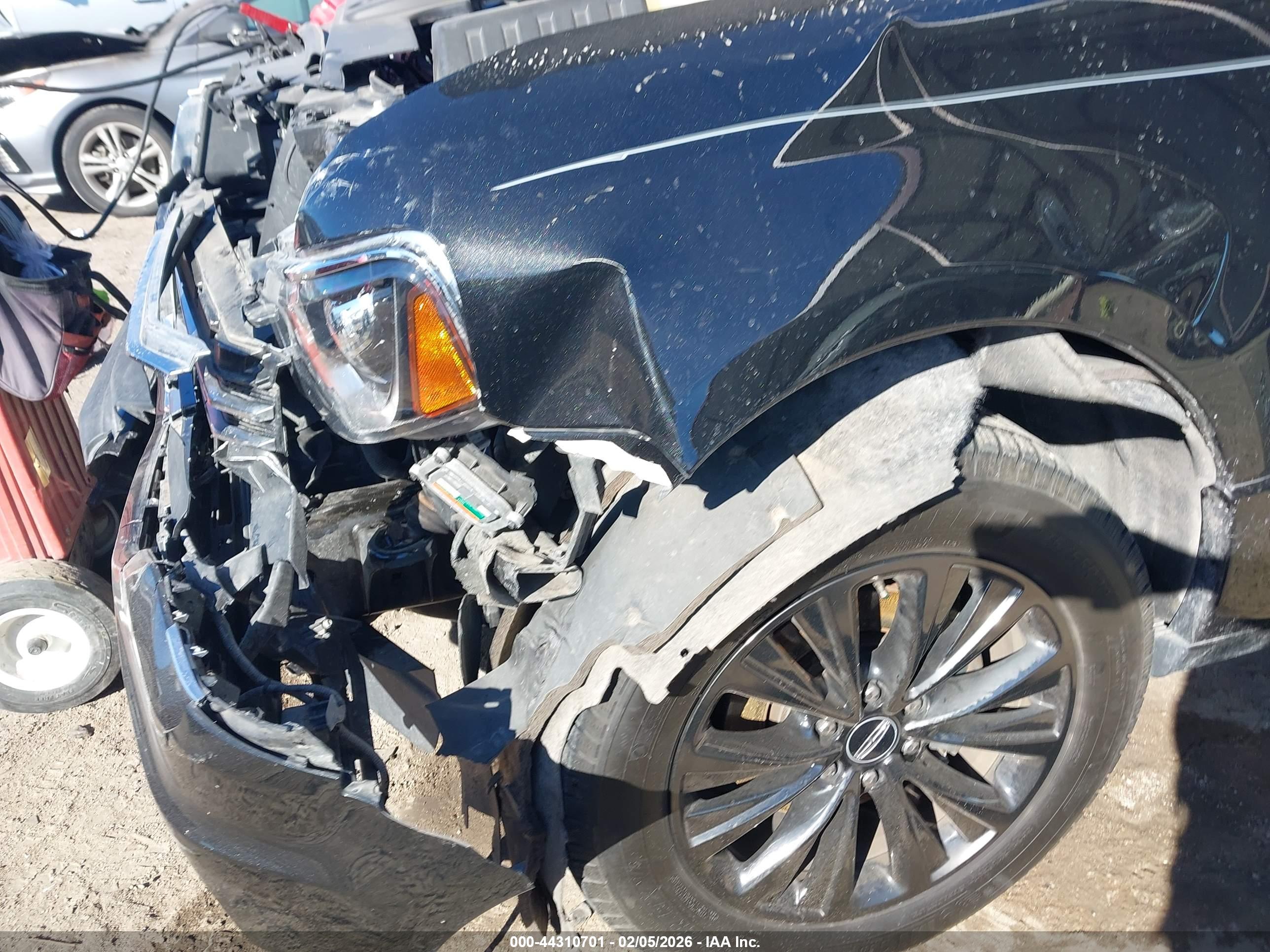 LINCOLN NAVIGATOR image 6