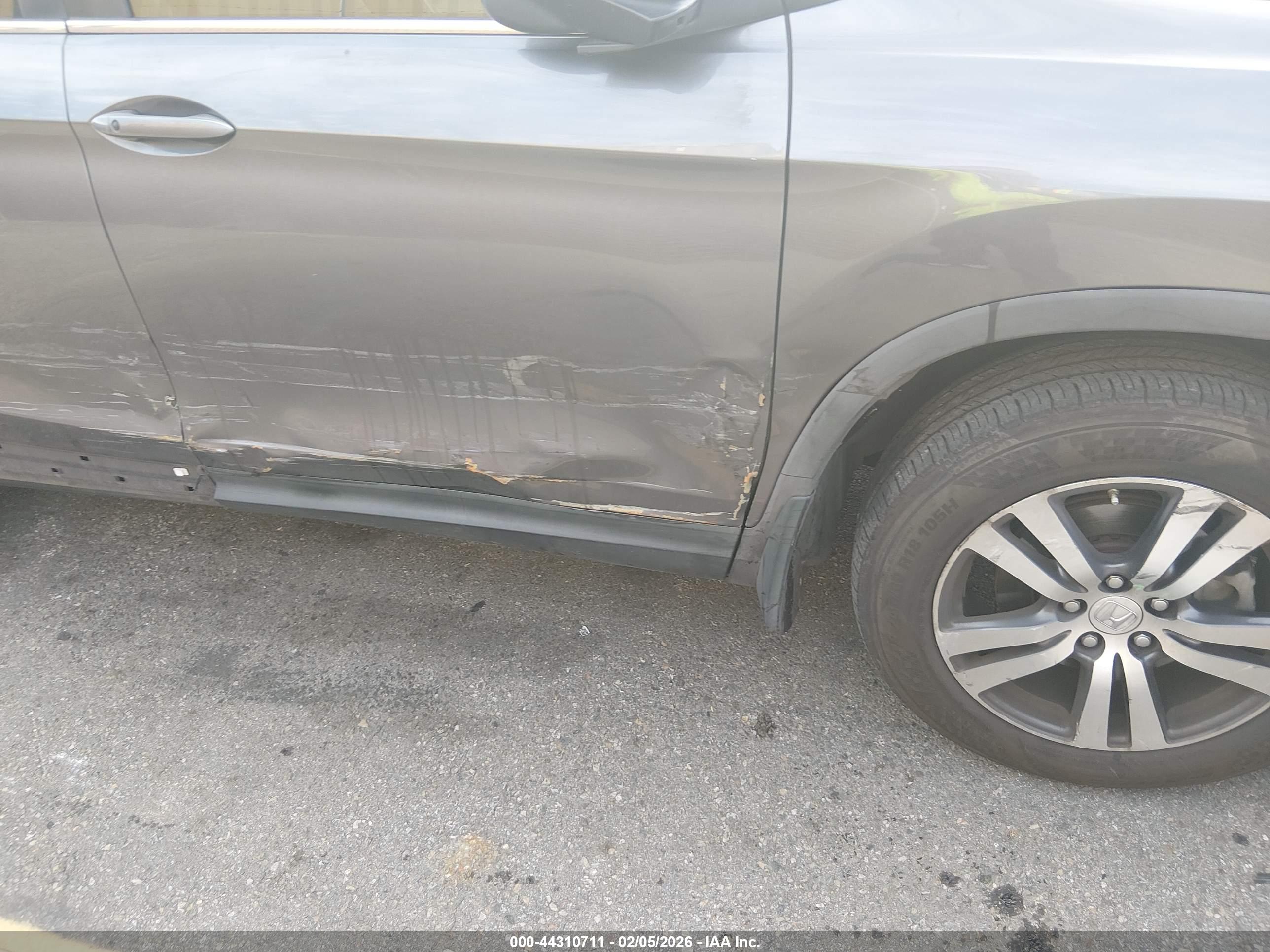 HONDA PILOT image 6