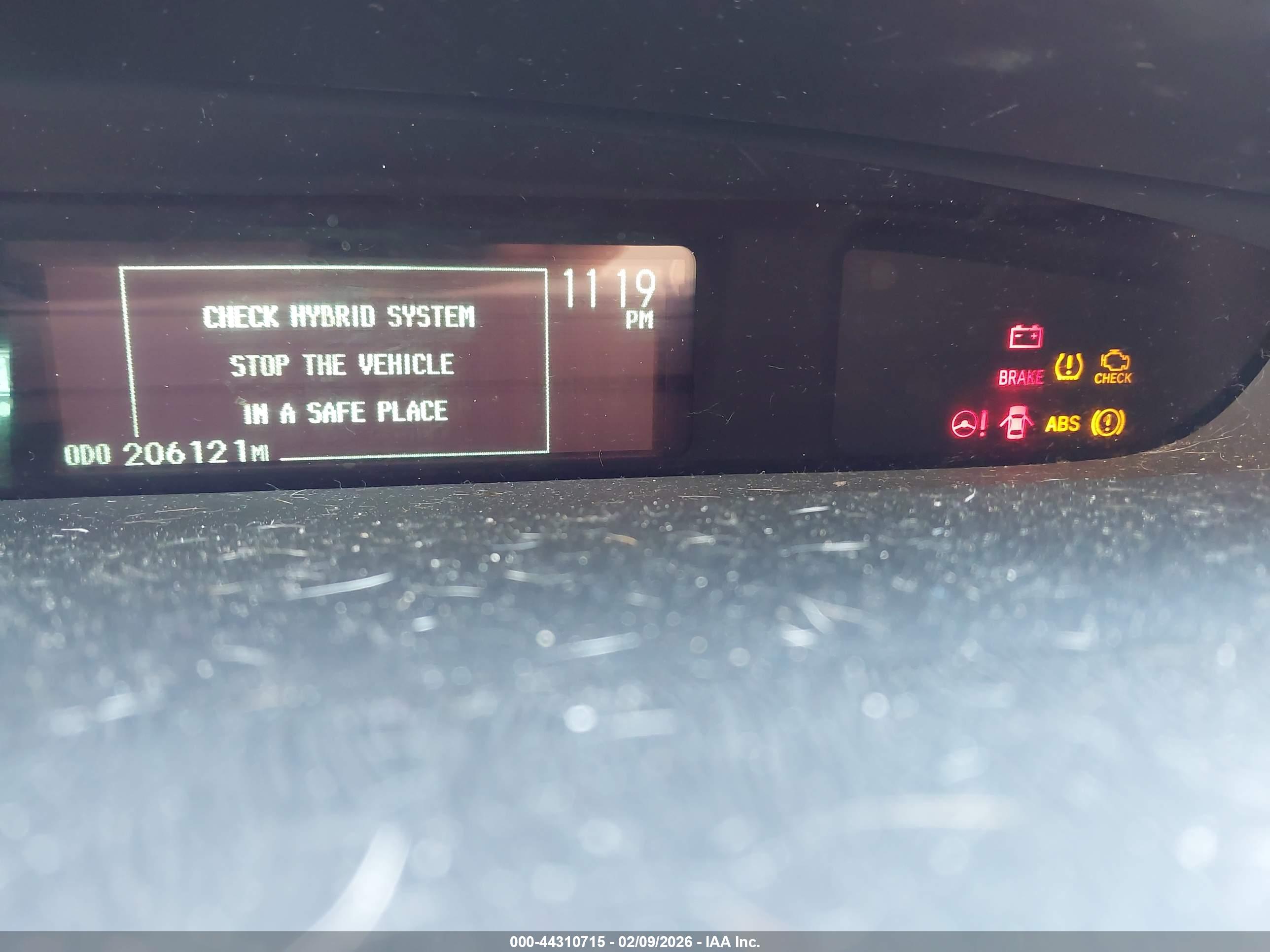 TOYOTA PRIUS image 7