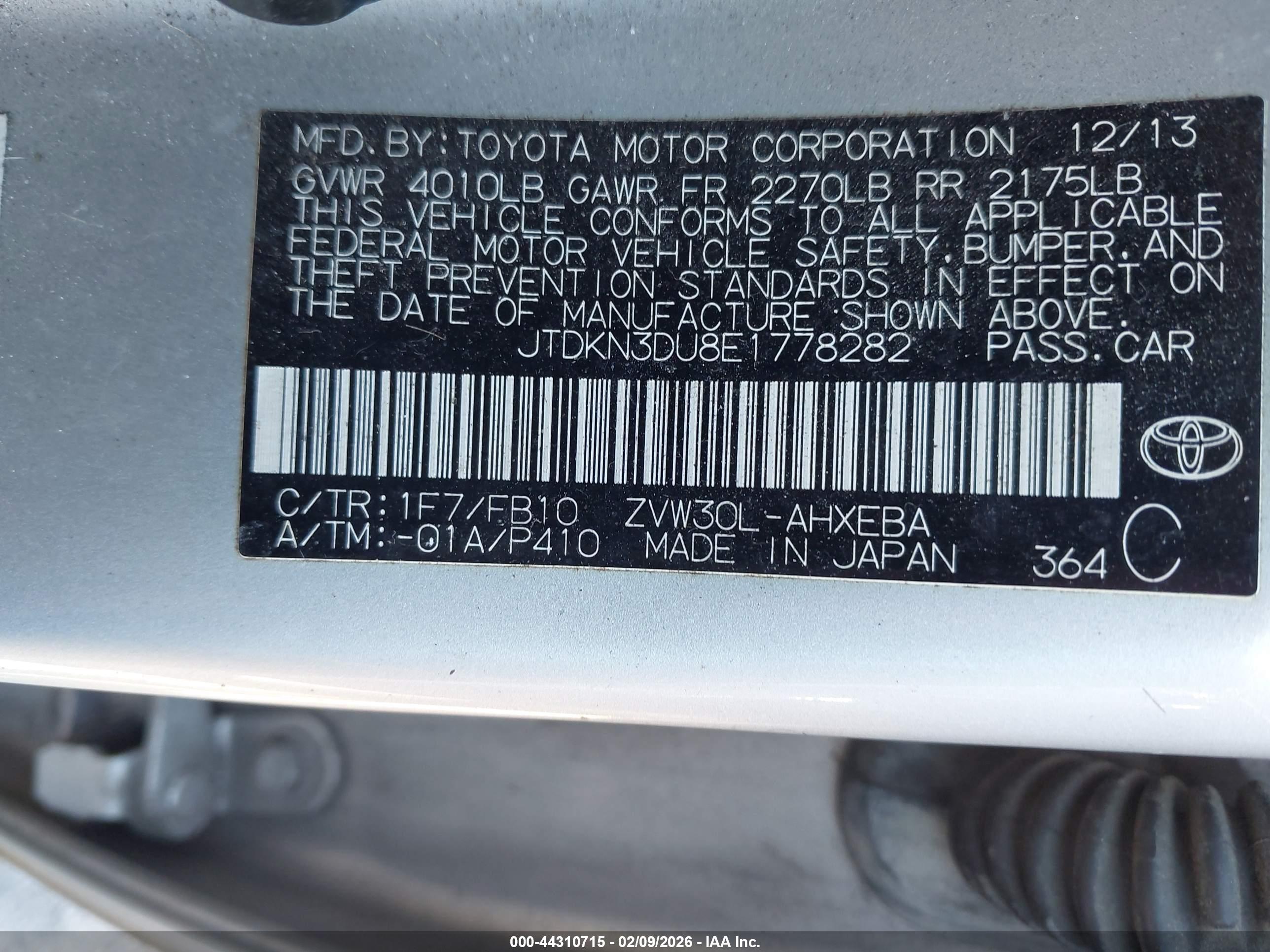 TOYOTA PRIUS image 9
