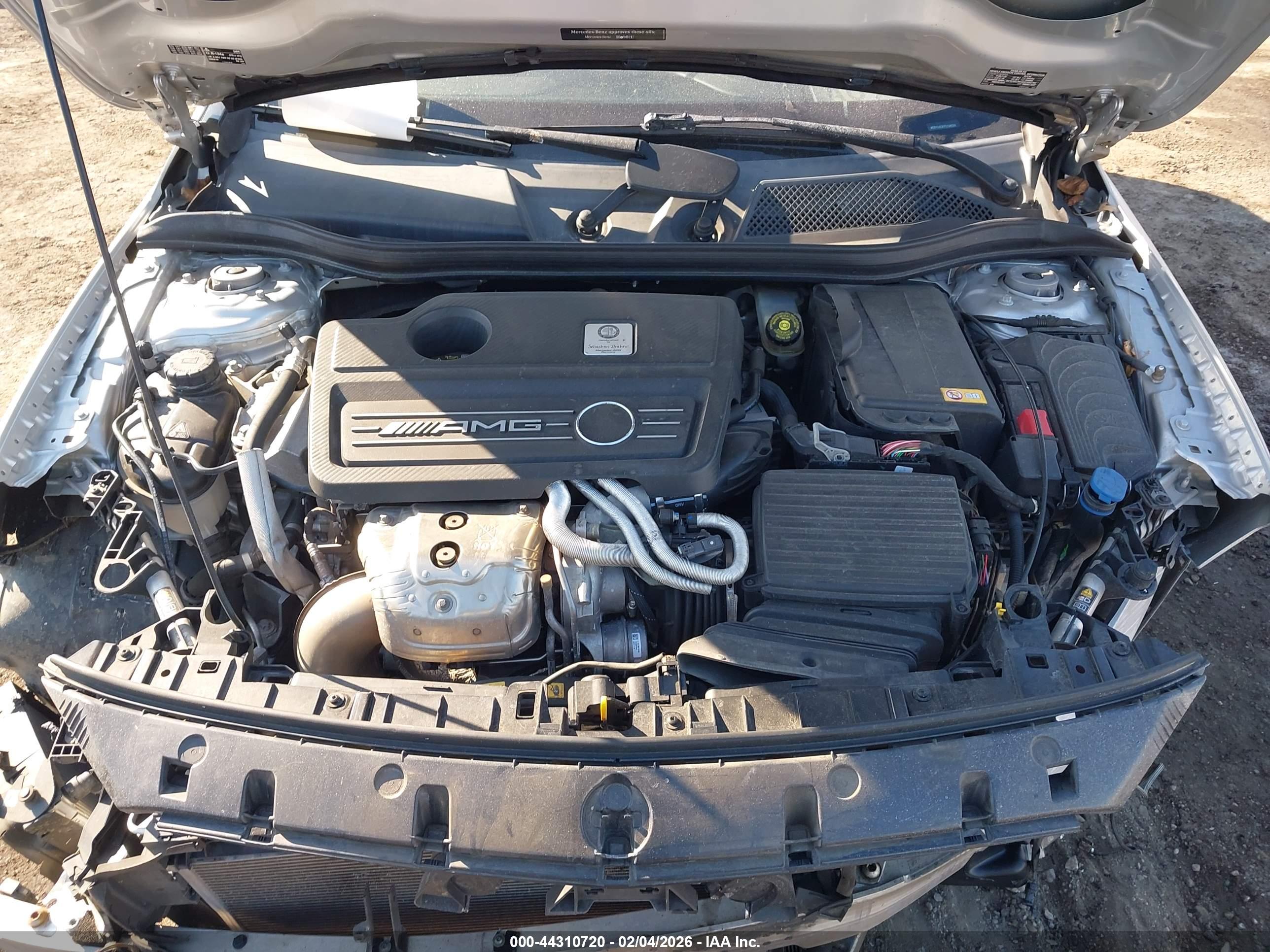 MERCEDES-BENZ GLA image 10