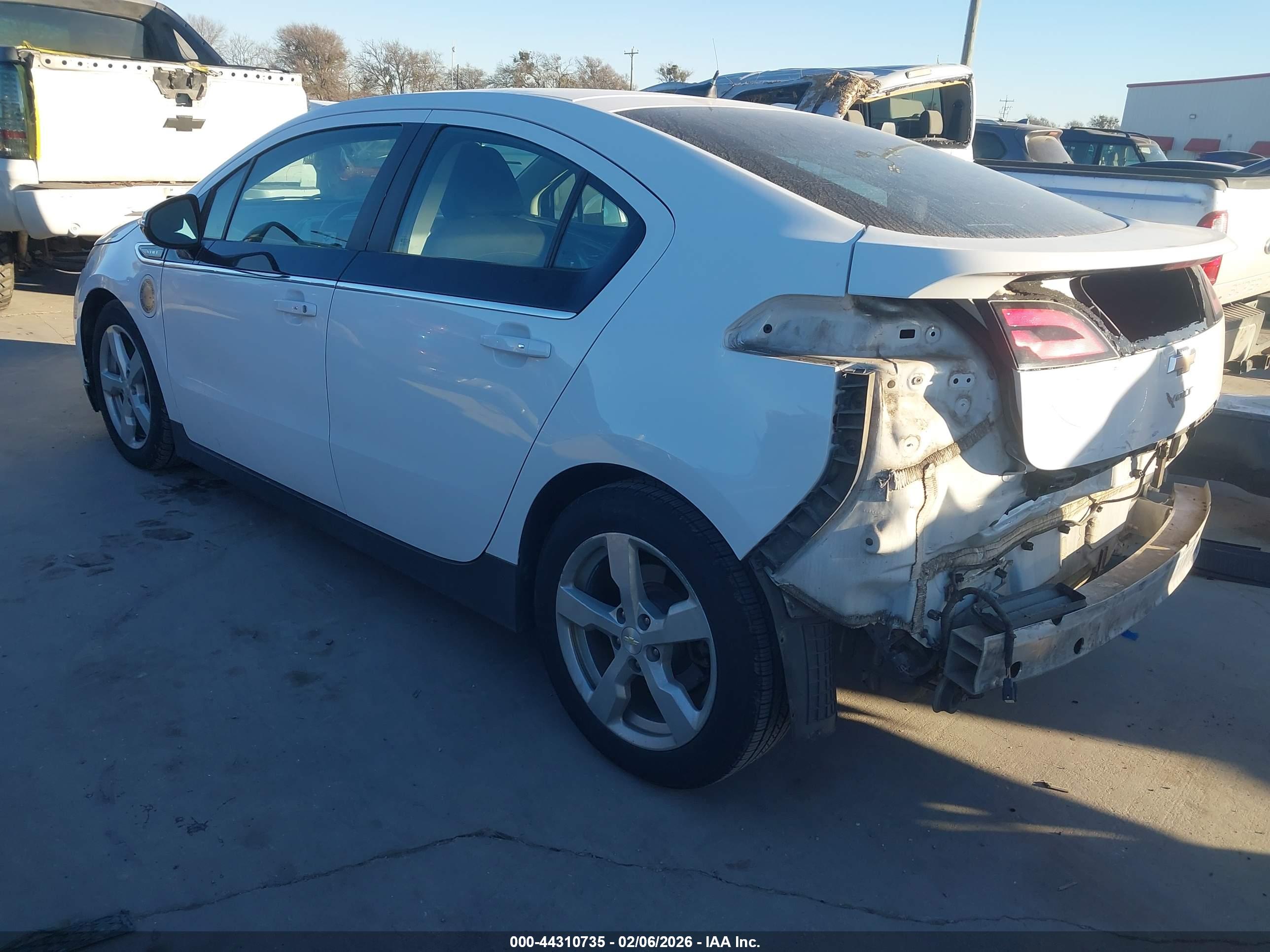 CHEVROLET VOLT image 3