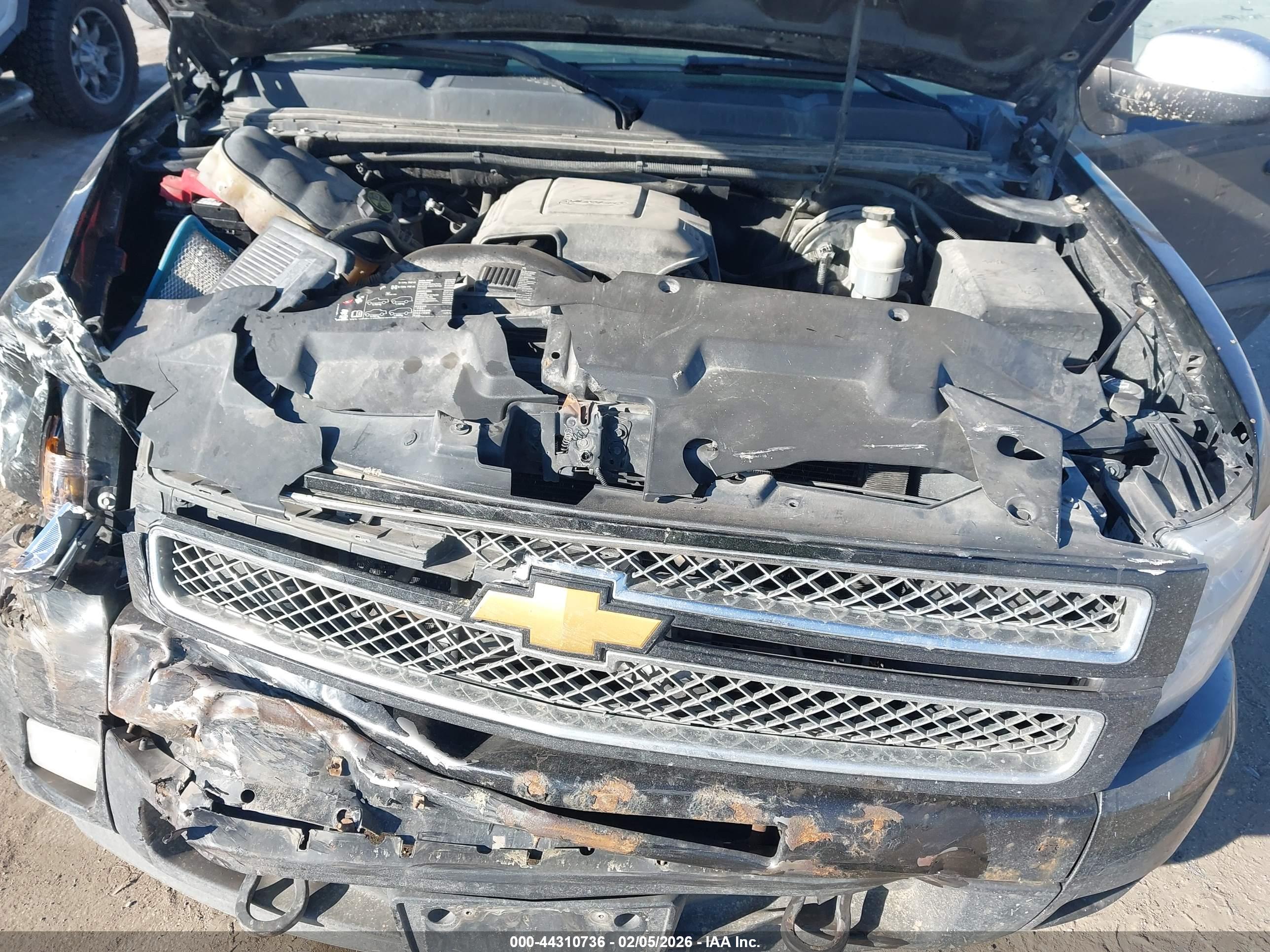 CHEVROLET SILVERADO image 10
