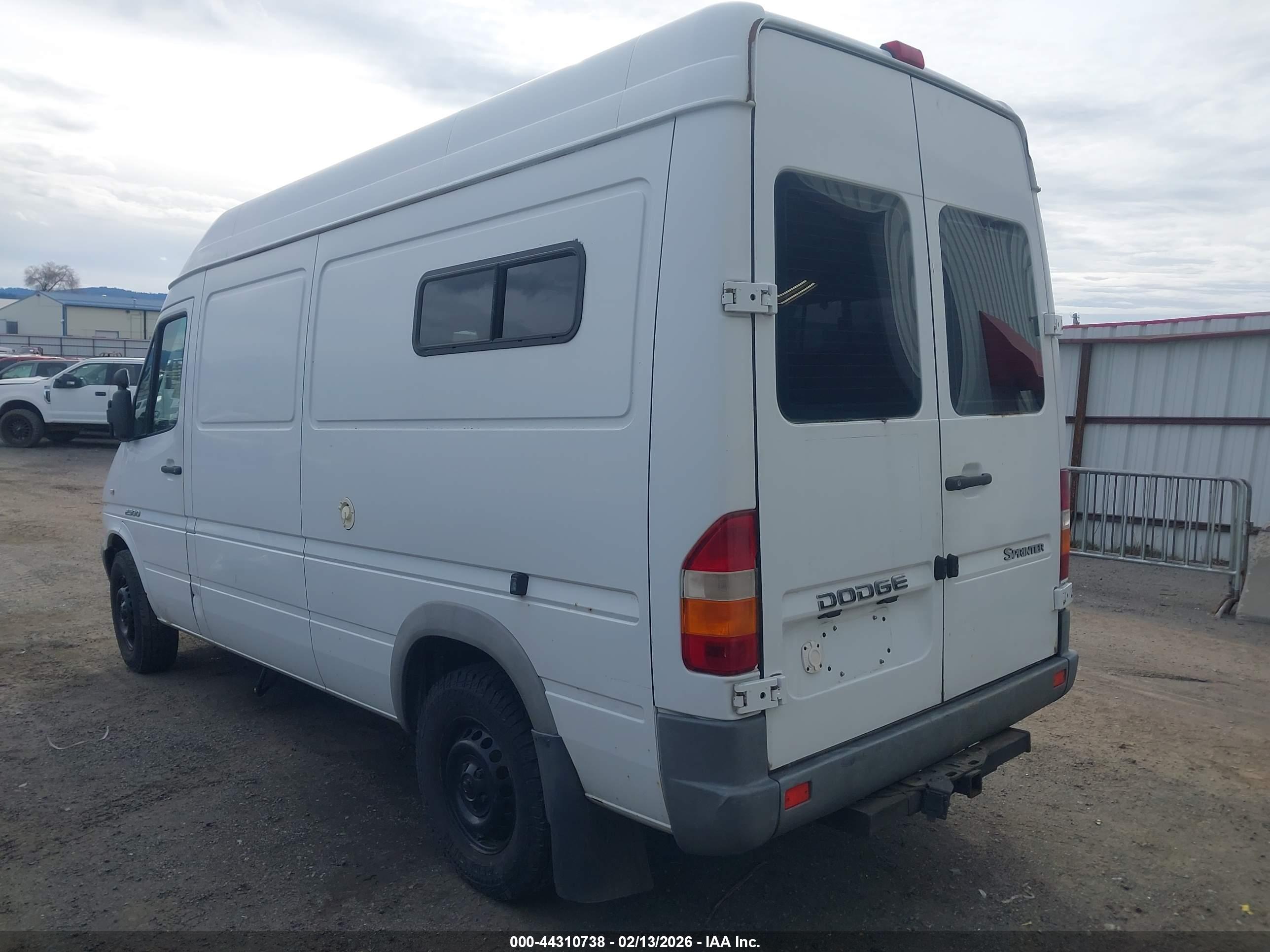 DODGE SPRINTER image 3