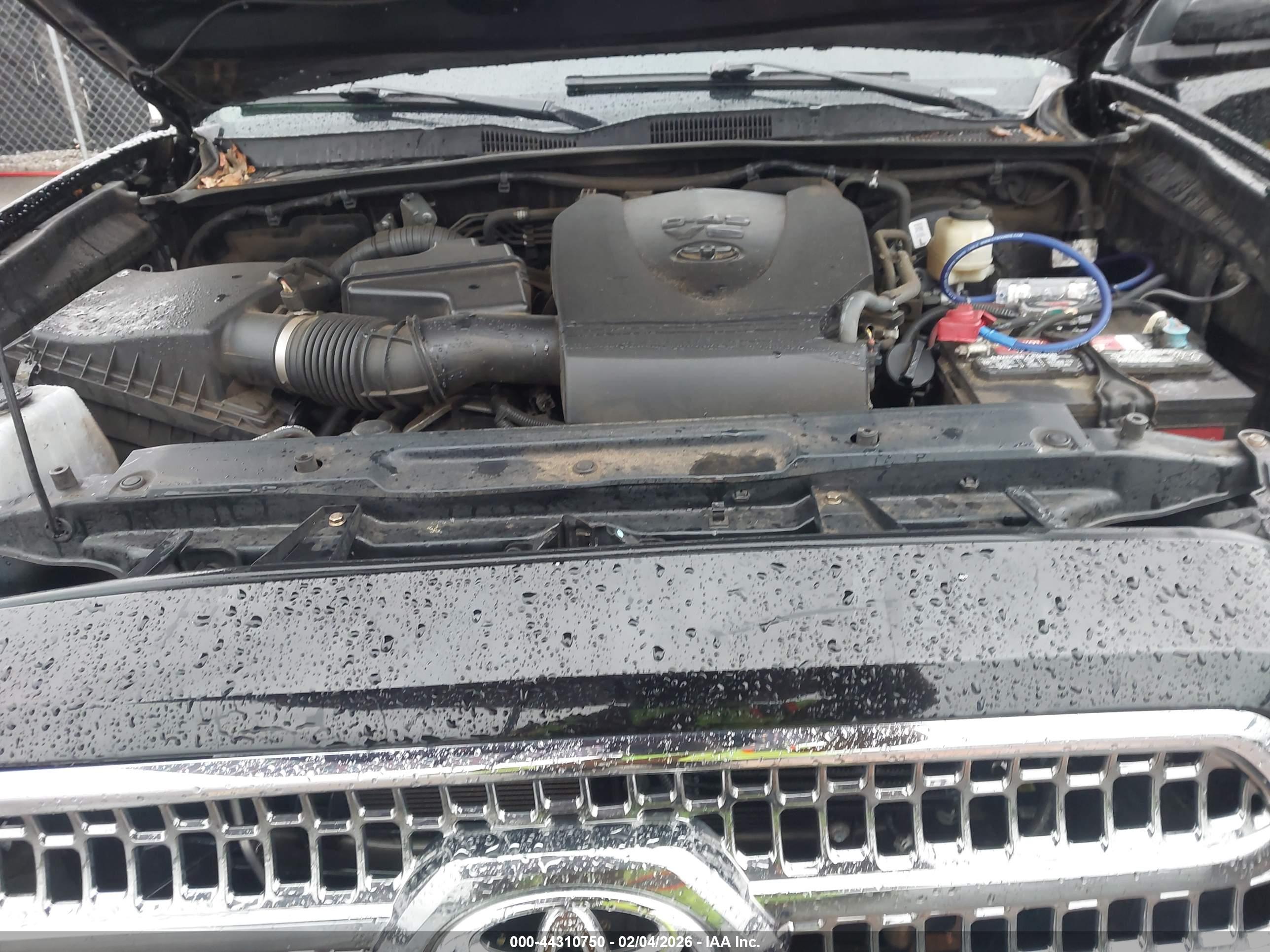 TOYOTA TACOMA image 10