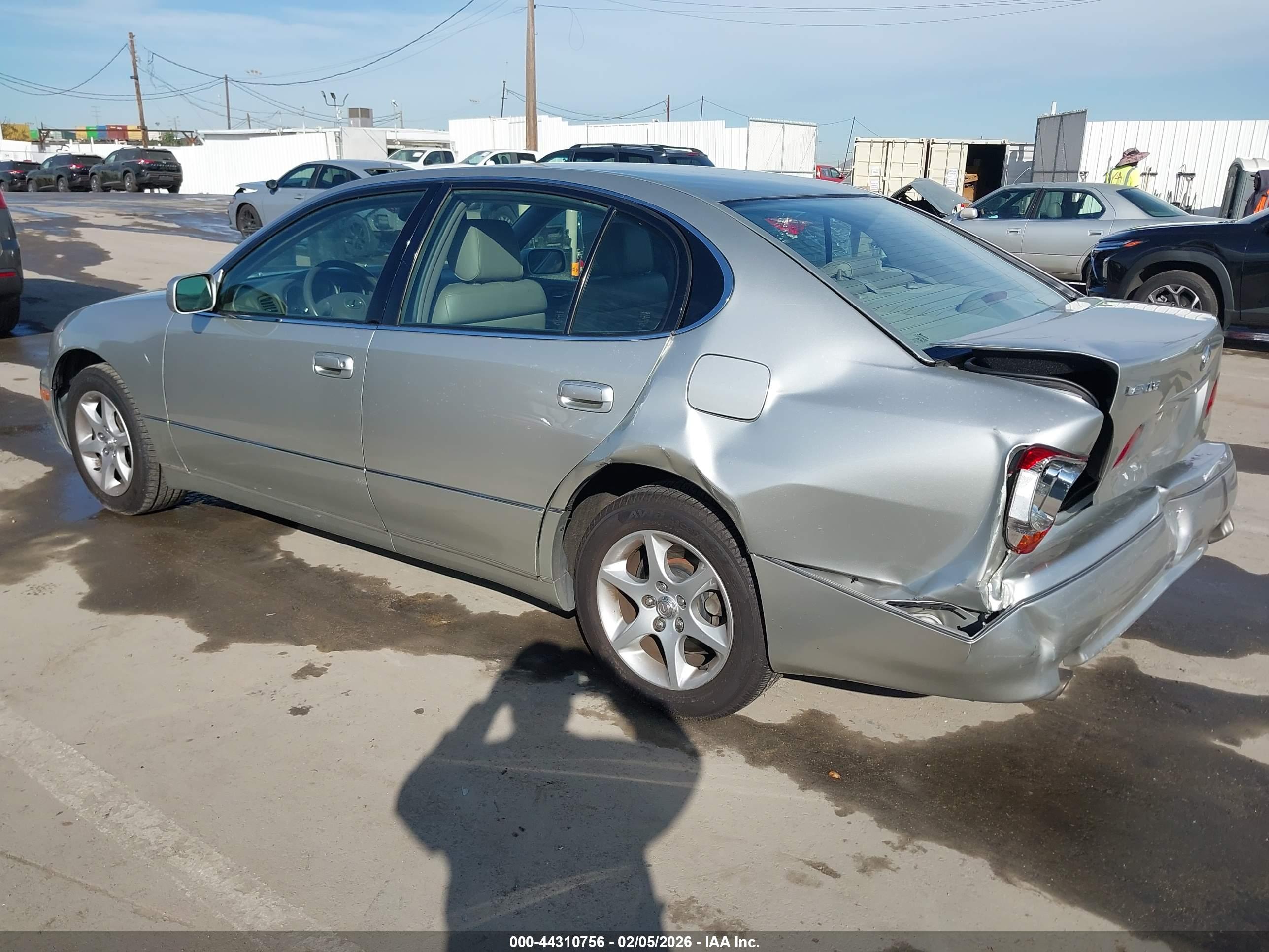 LEXUS GS image 3
