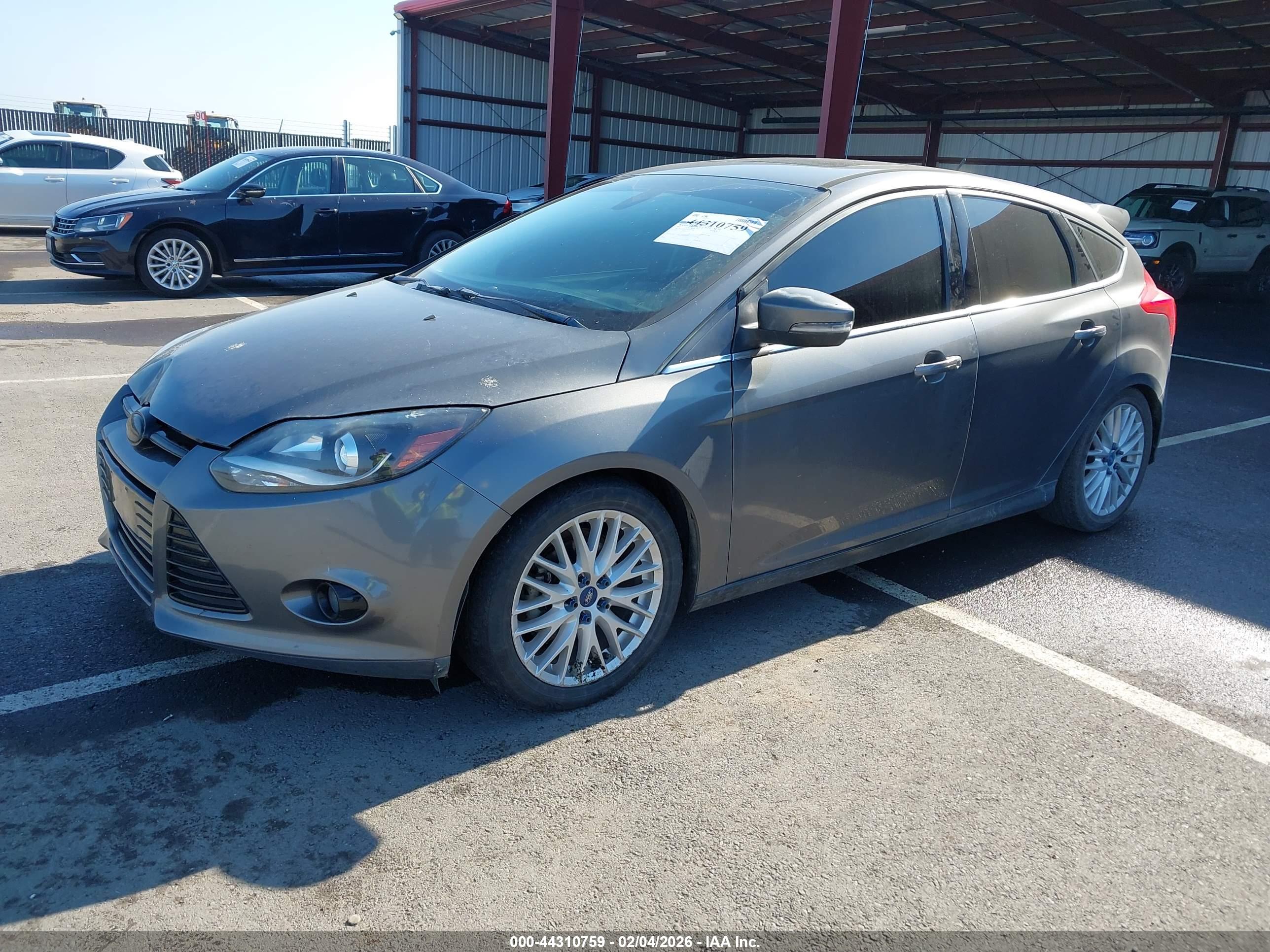 FORD FOCUS image 2