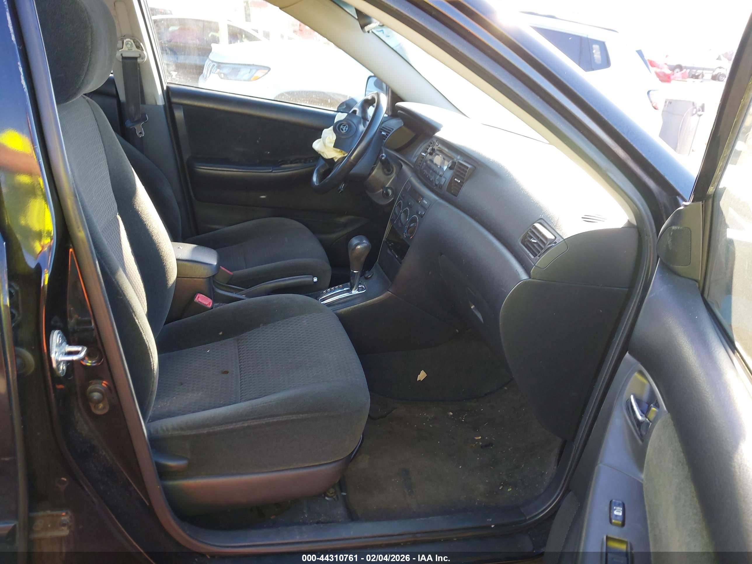 TOYOTA COROLLA image 5