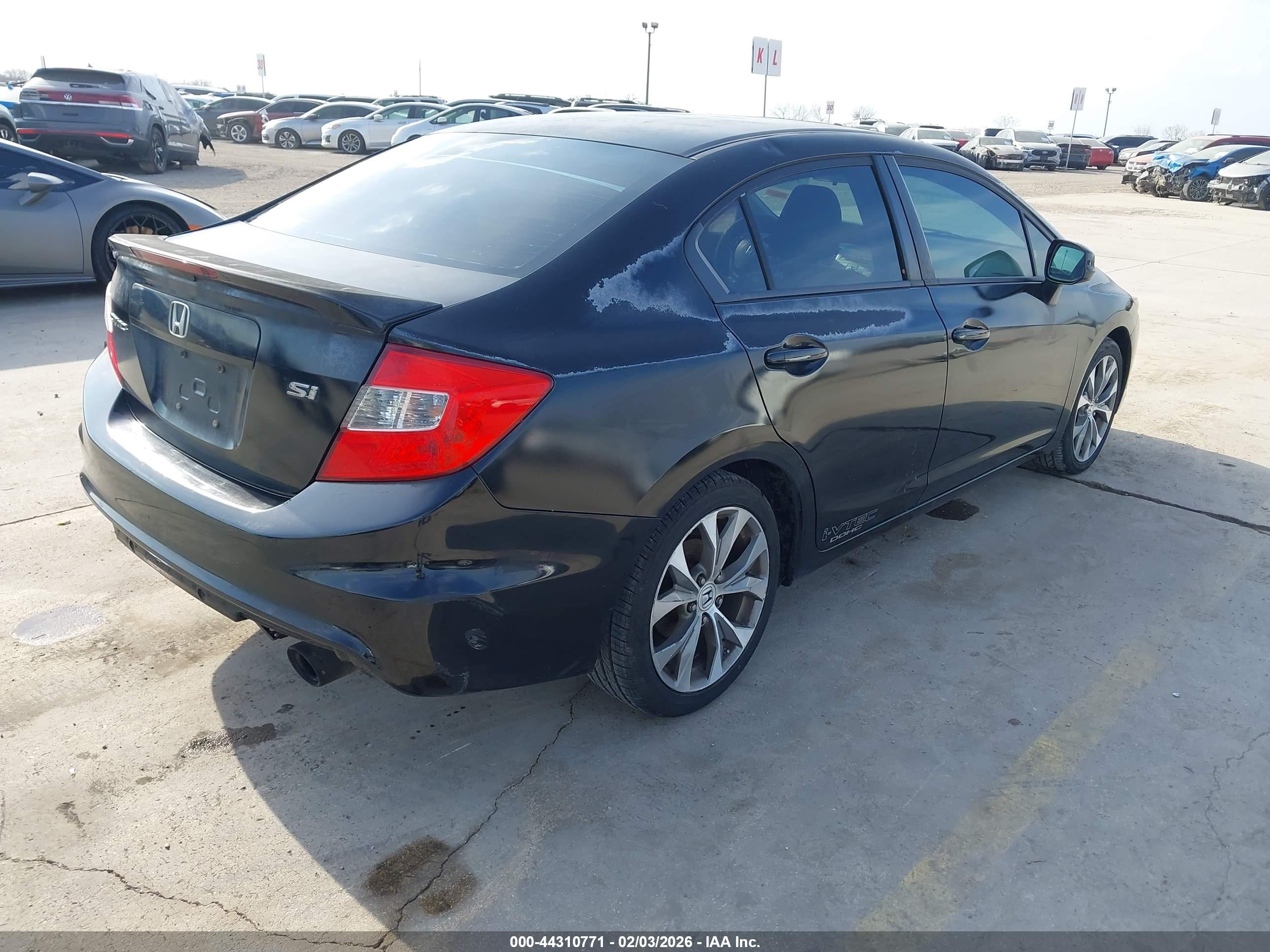 HONDA CIVIC image 4