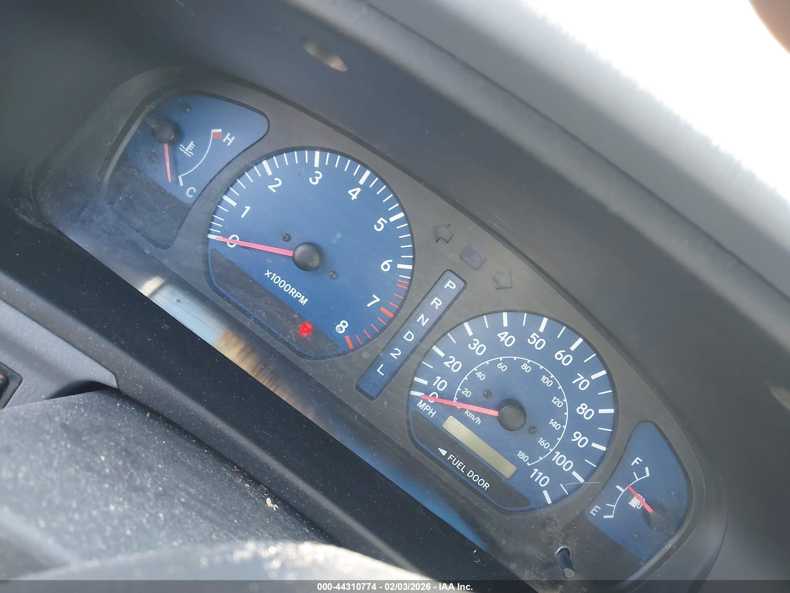 TOYOTA SIENNA image 7