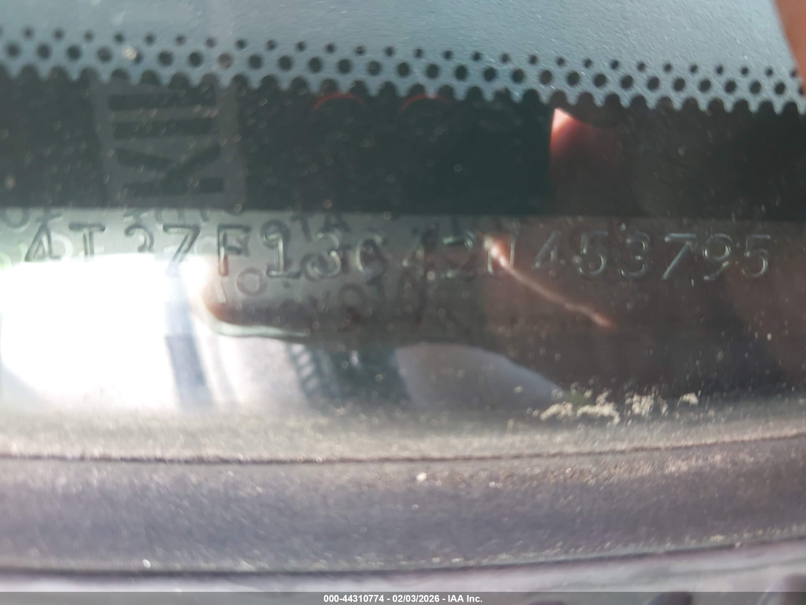 TOYOTA SIENNA image 9