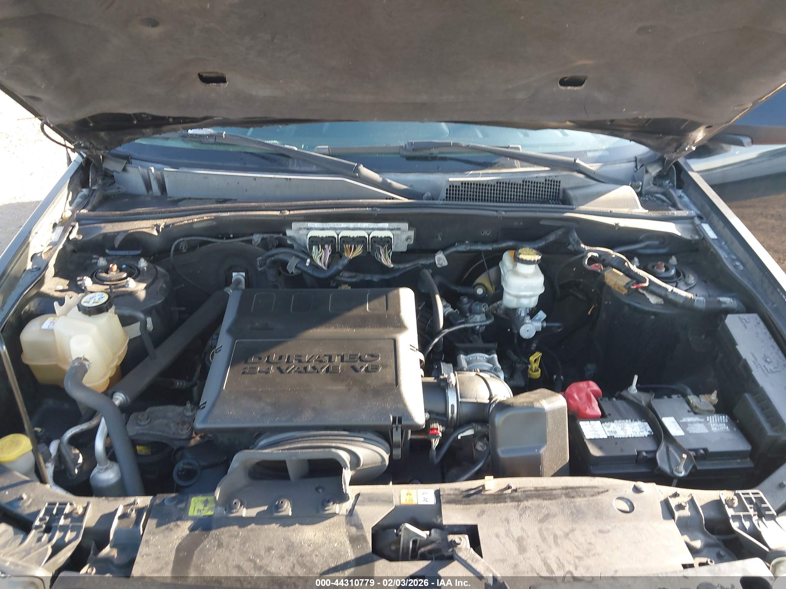 FORD ESCAPE image 10