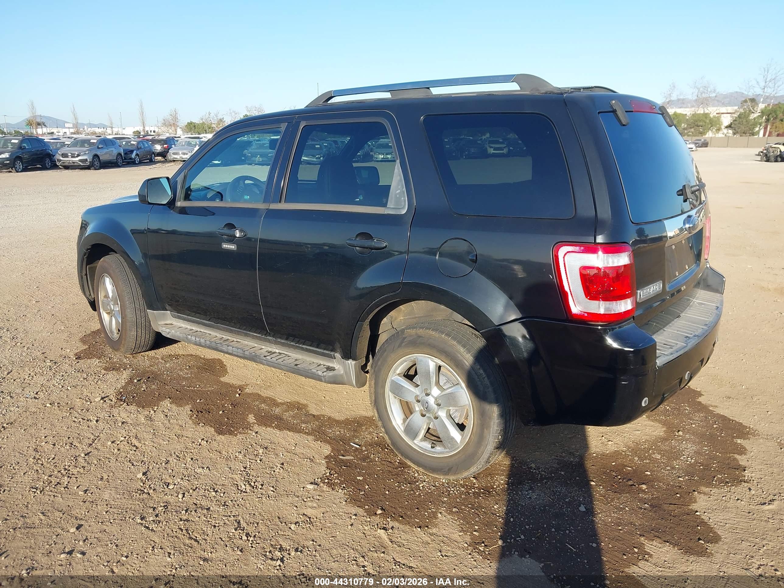 FORD ESCAPE image 3