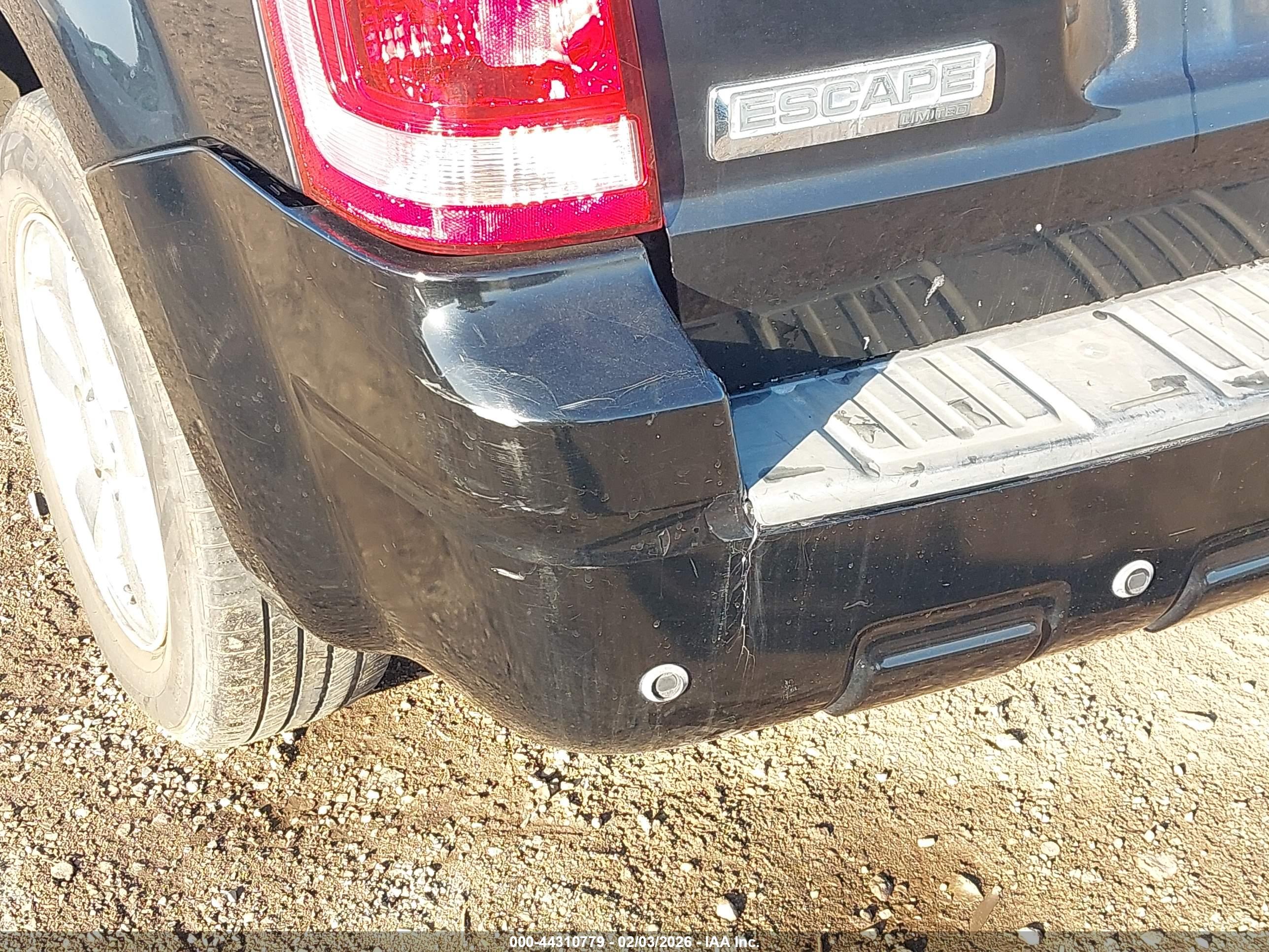 FORD ESCAPE image 6