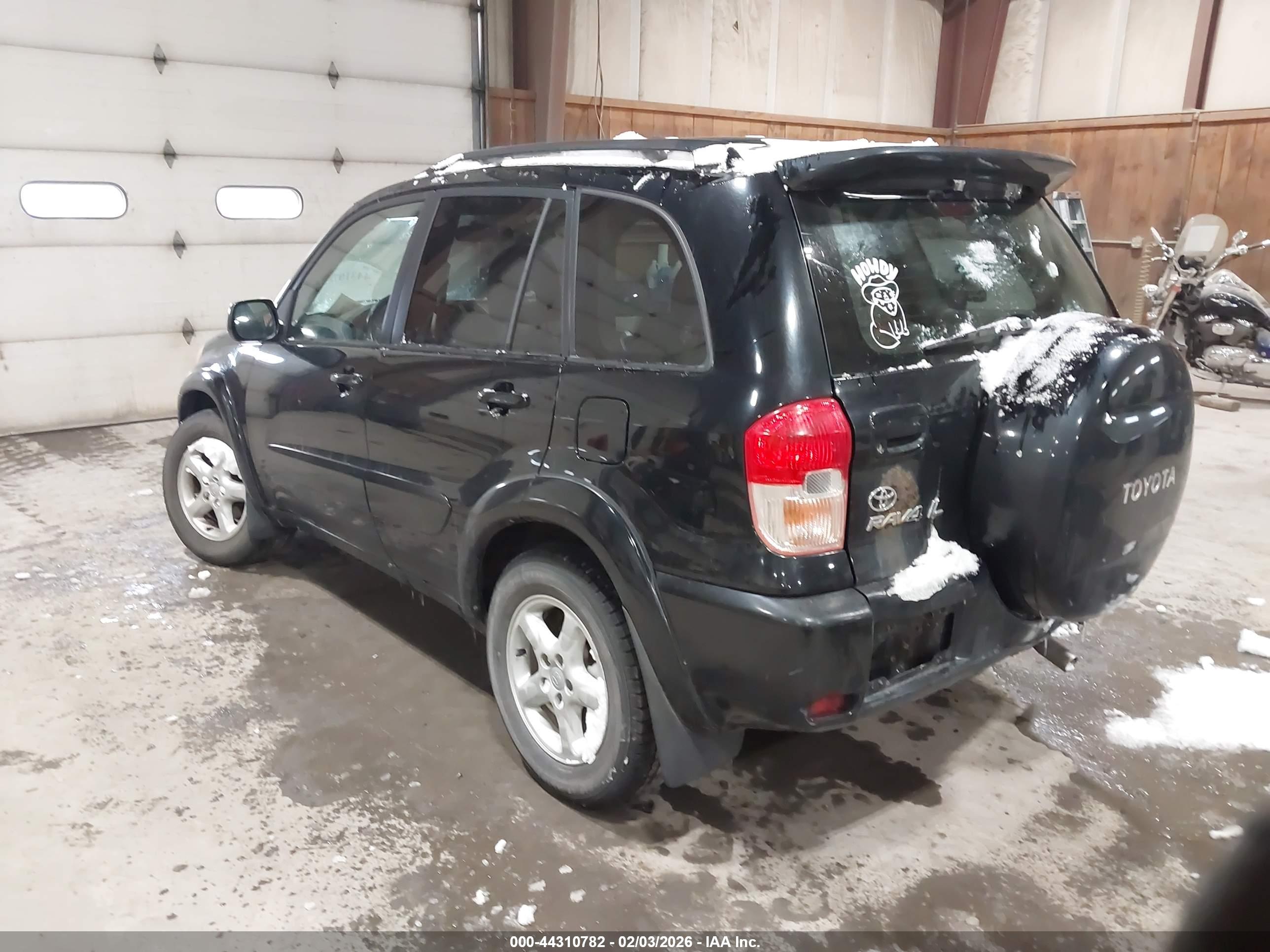 TOYOTA RAV4 image 3
