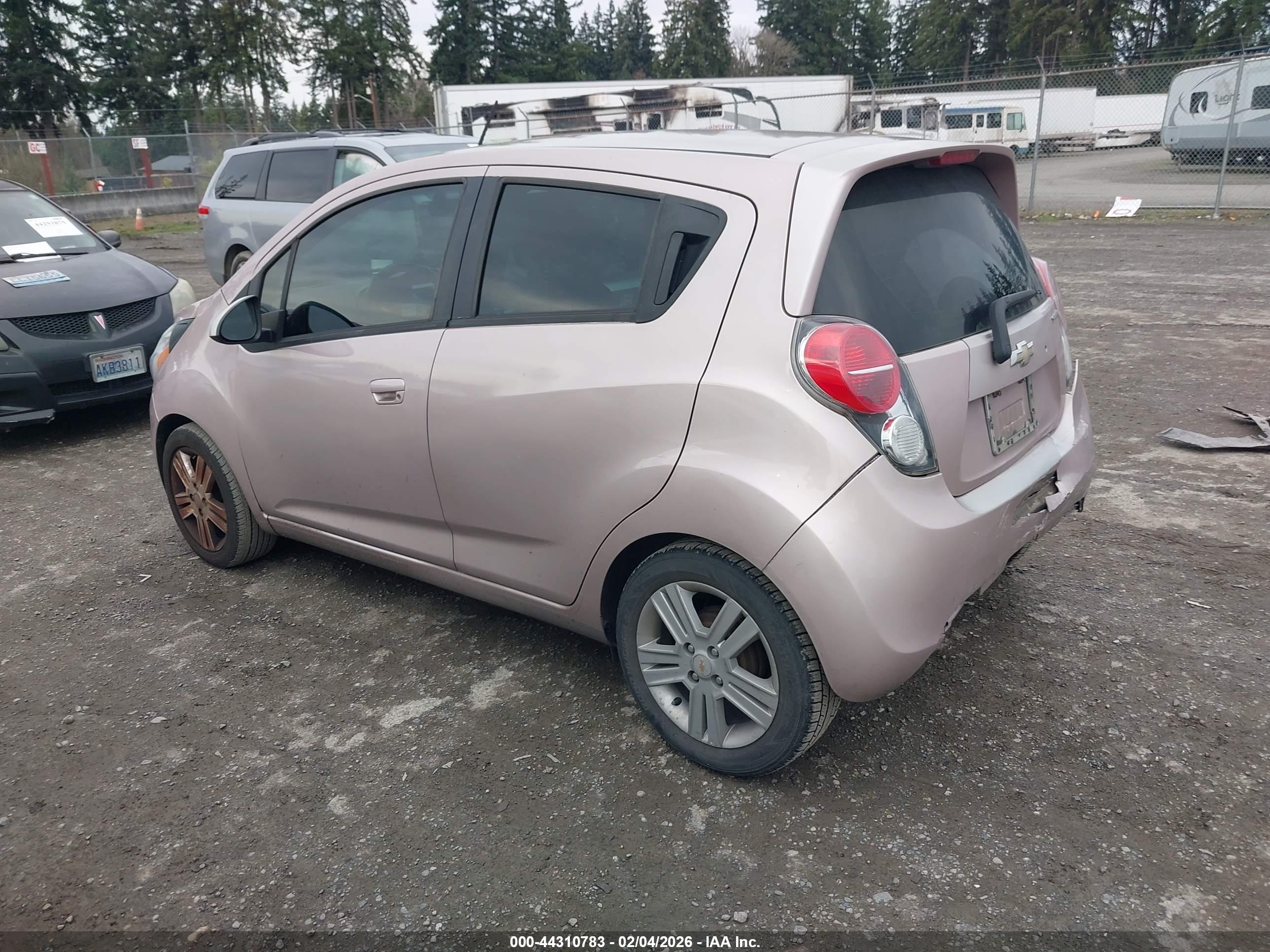 CHEVROLET SPARK image 3