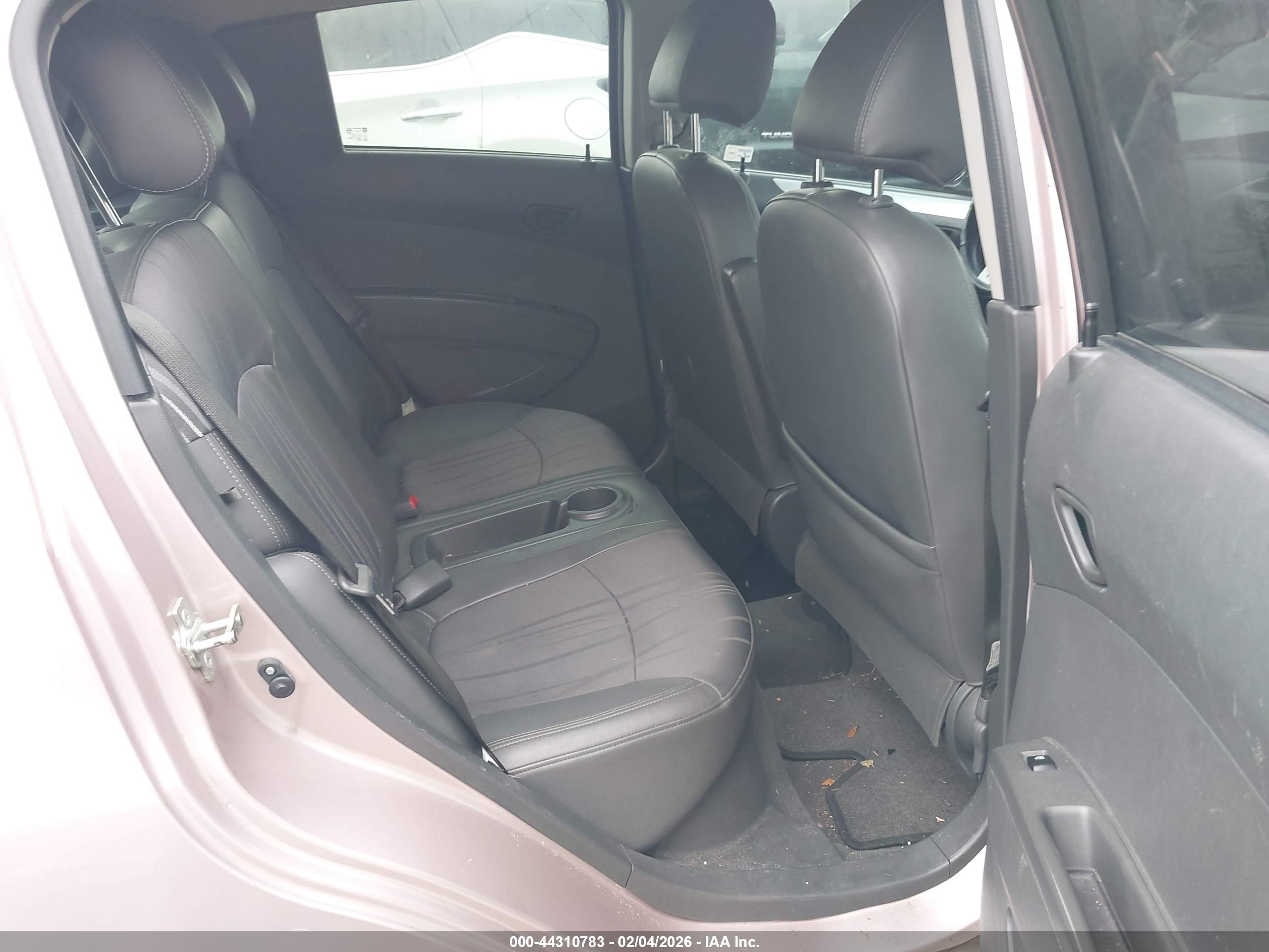 CHEVROLET SPARK image 8