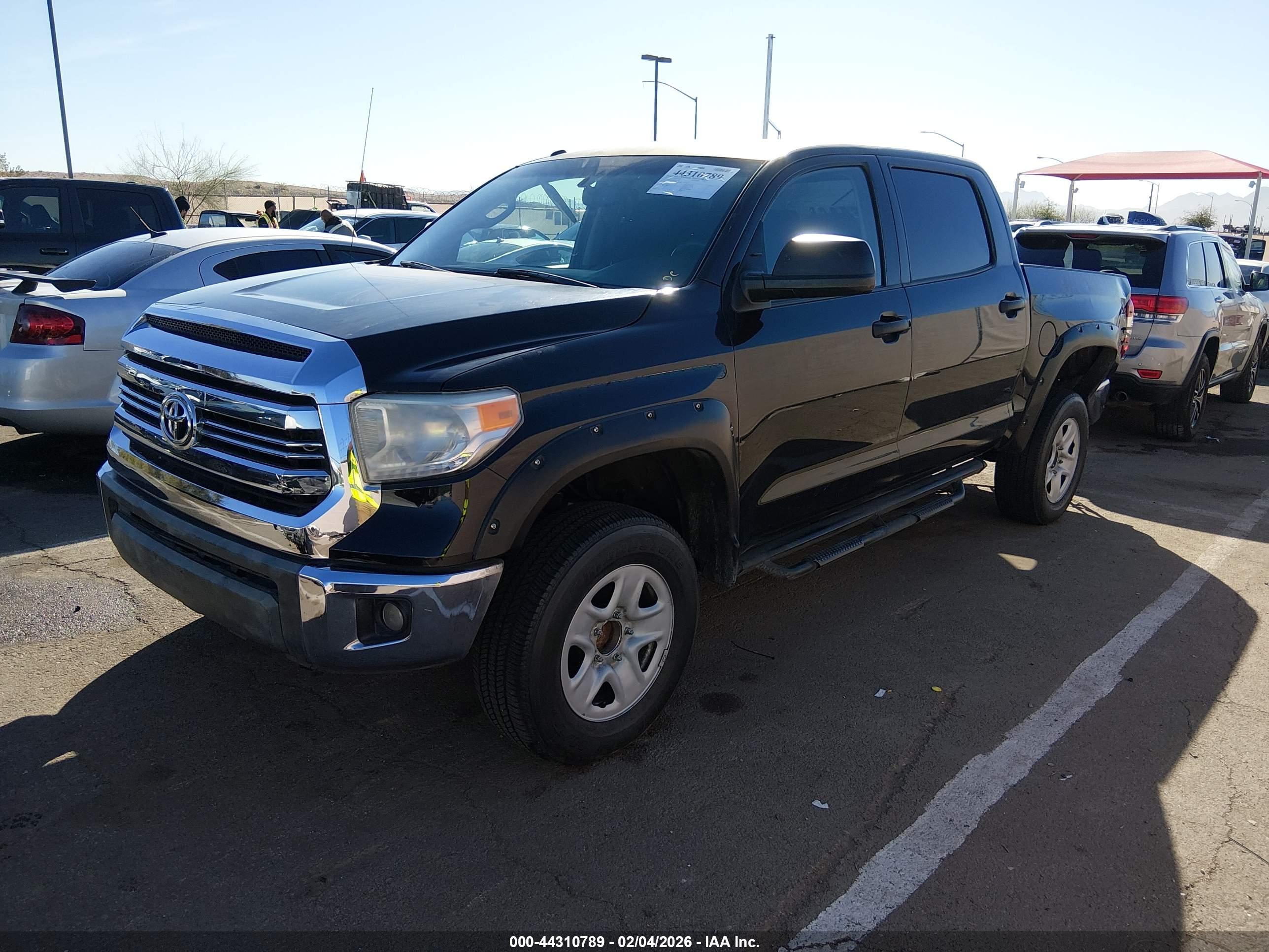 TOYOTA TUNDRA image 2