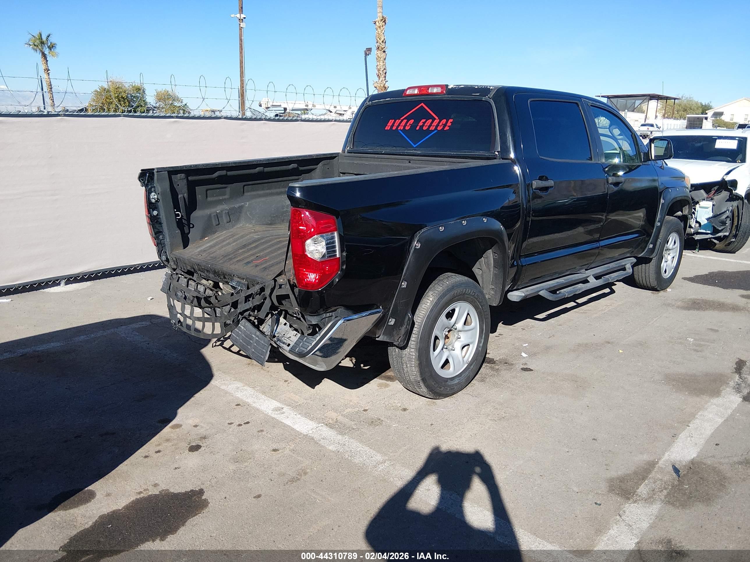 TOYOTA TUNDRA image 4