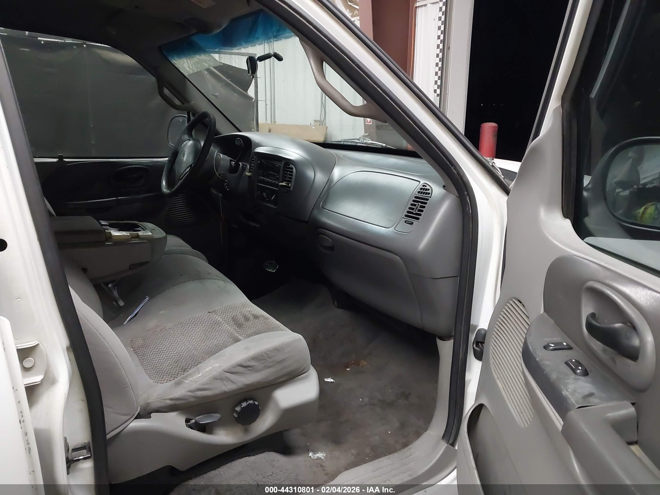 FORD F-150 image 5