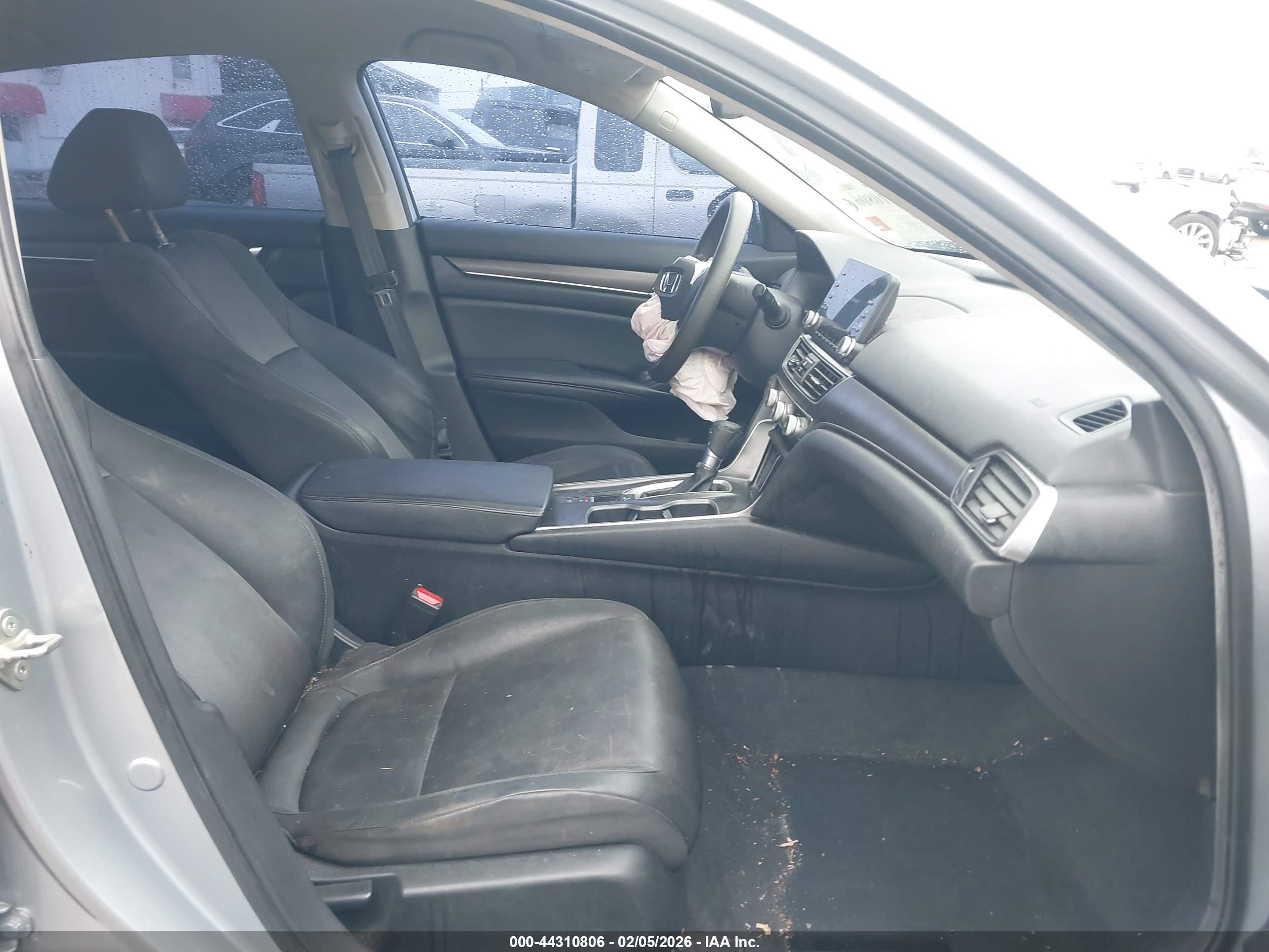 HONDA ACCORD image 5