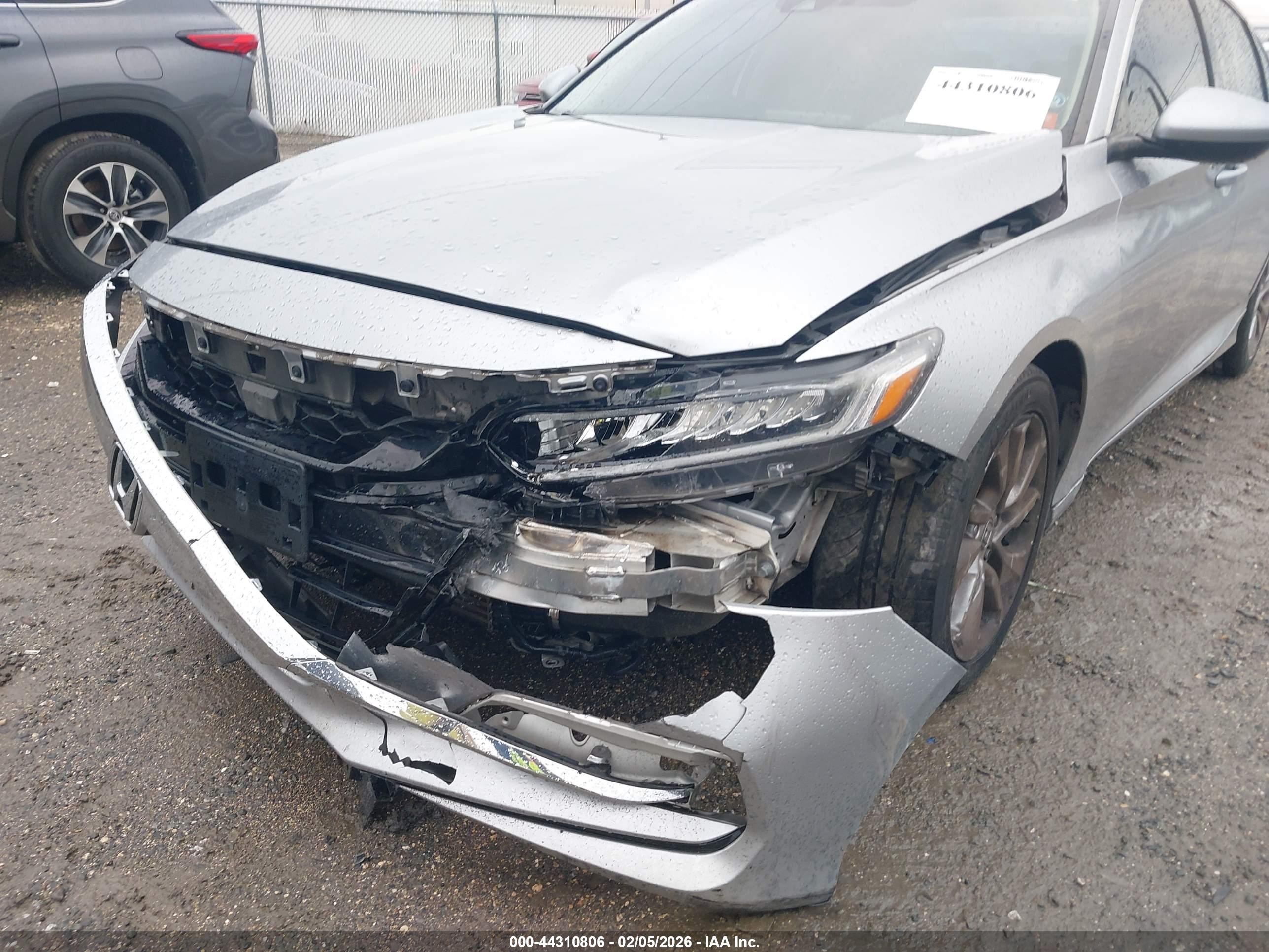 HONDA ACCORD image 6