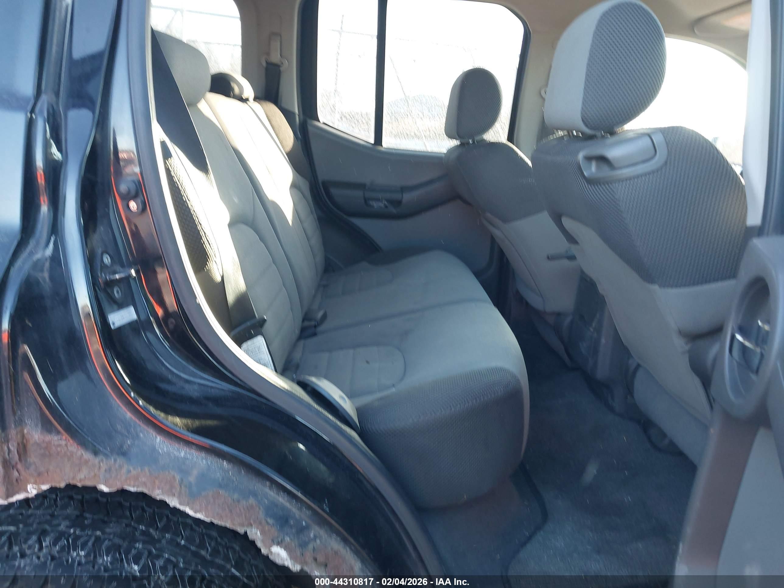 NISSAN XTERRA image 8