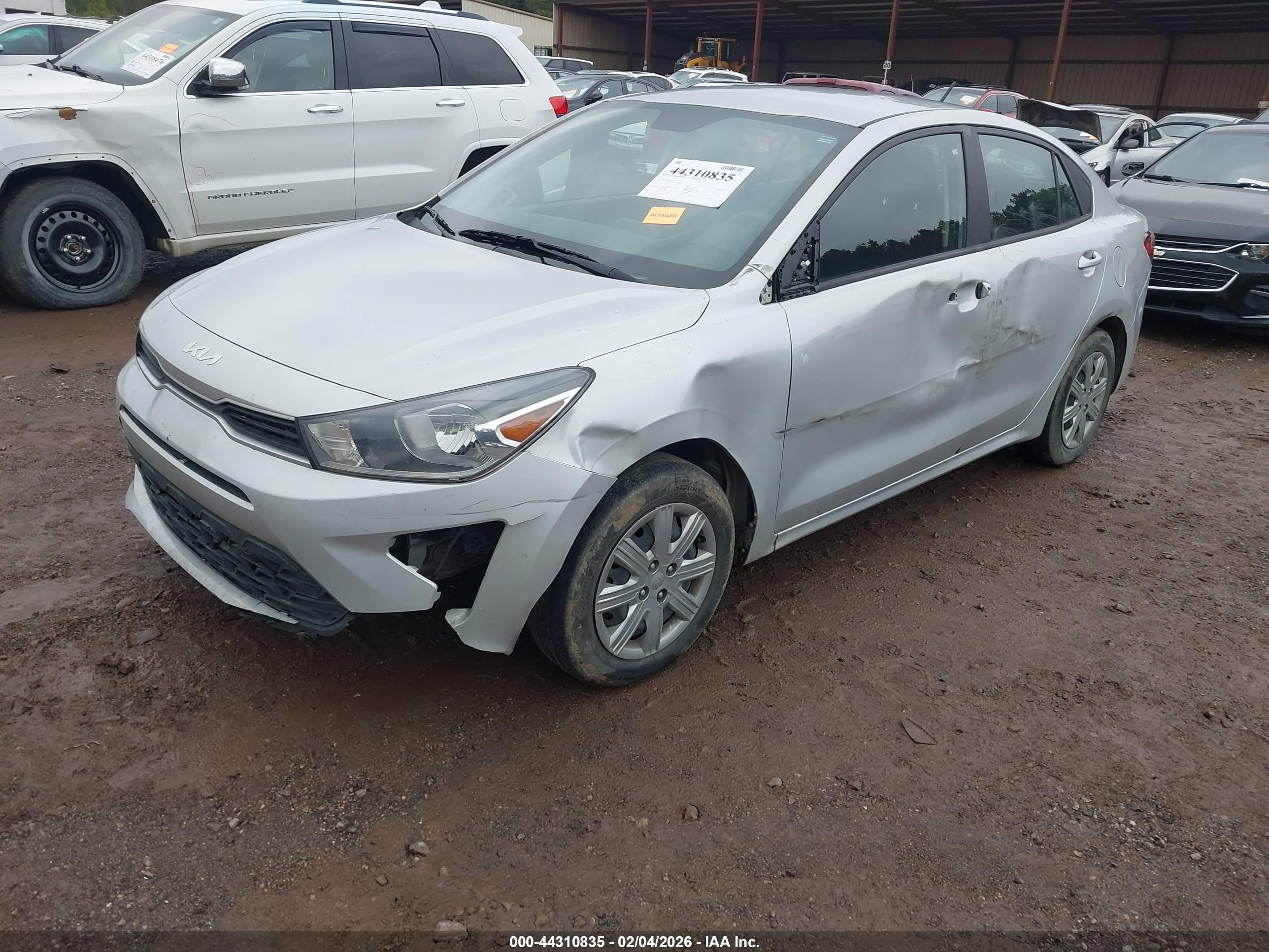 KIA RIO image 2