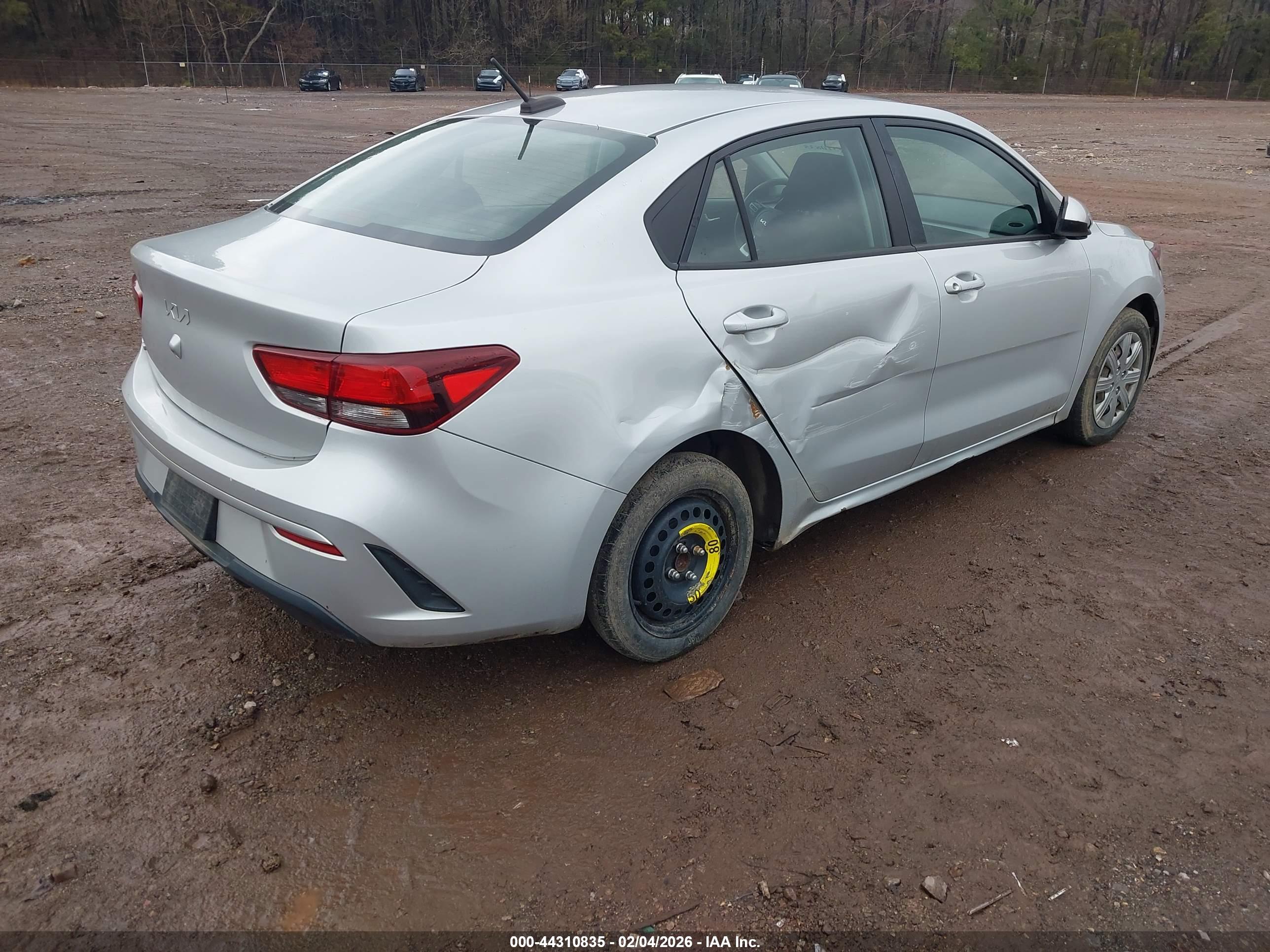 KIA RIO image 4