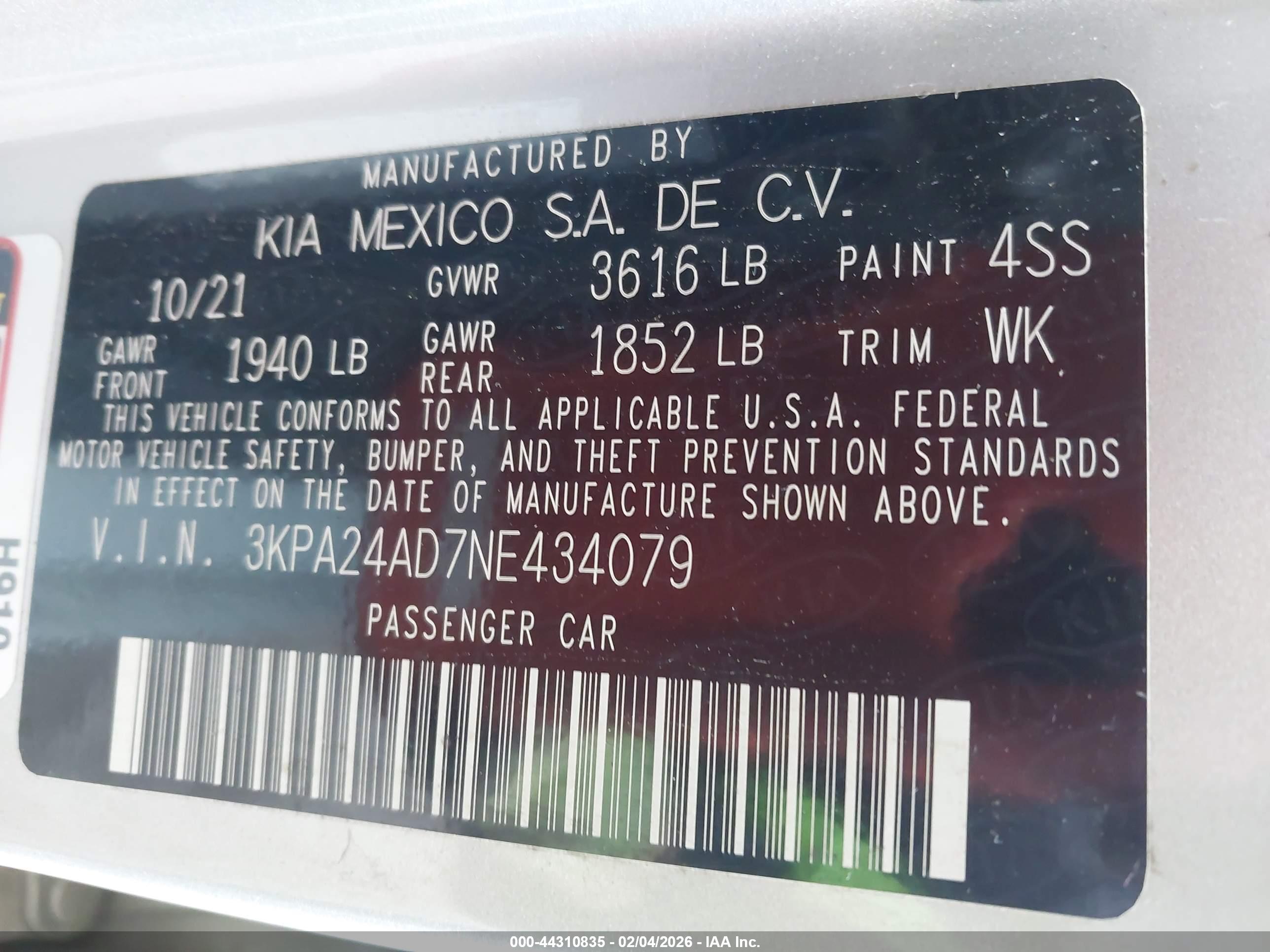 KIA RIO image 9