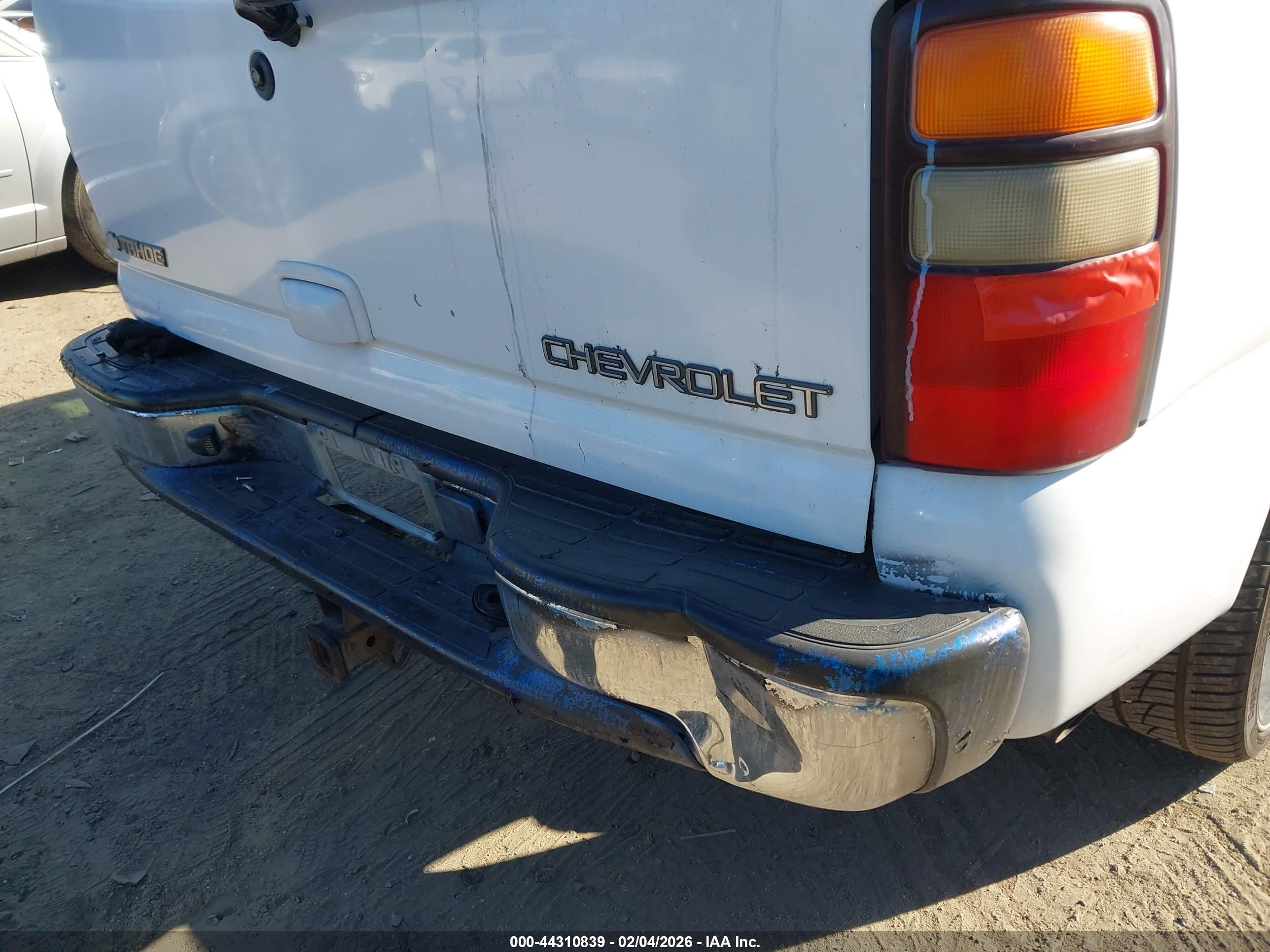CHEVROLET TAHOE image 6