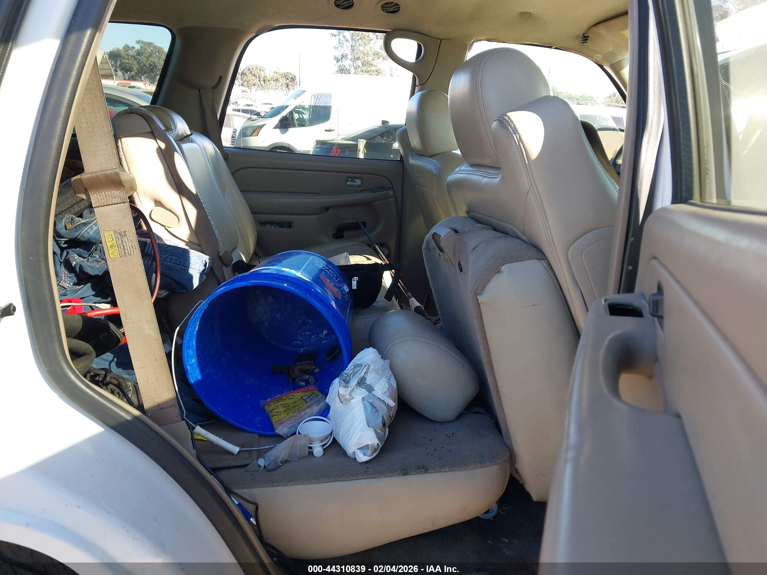 CHEVROLET TAHOE image 8
