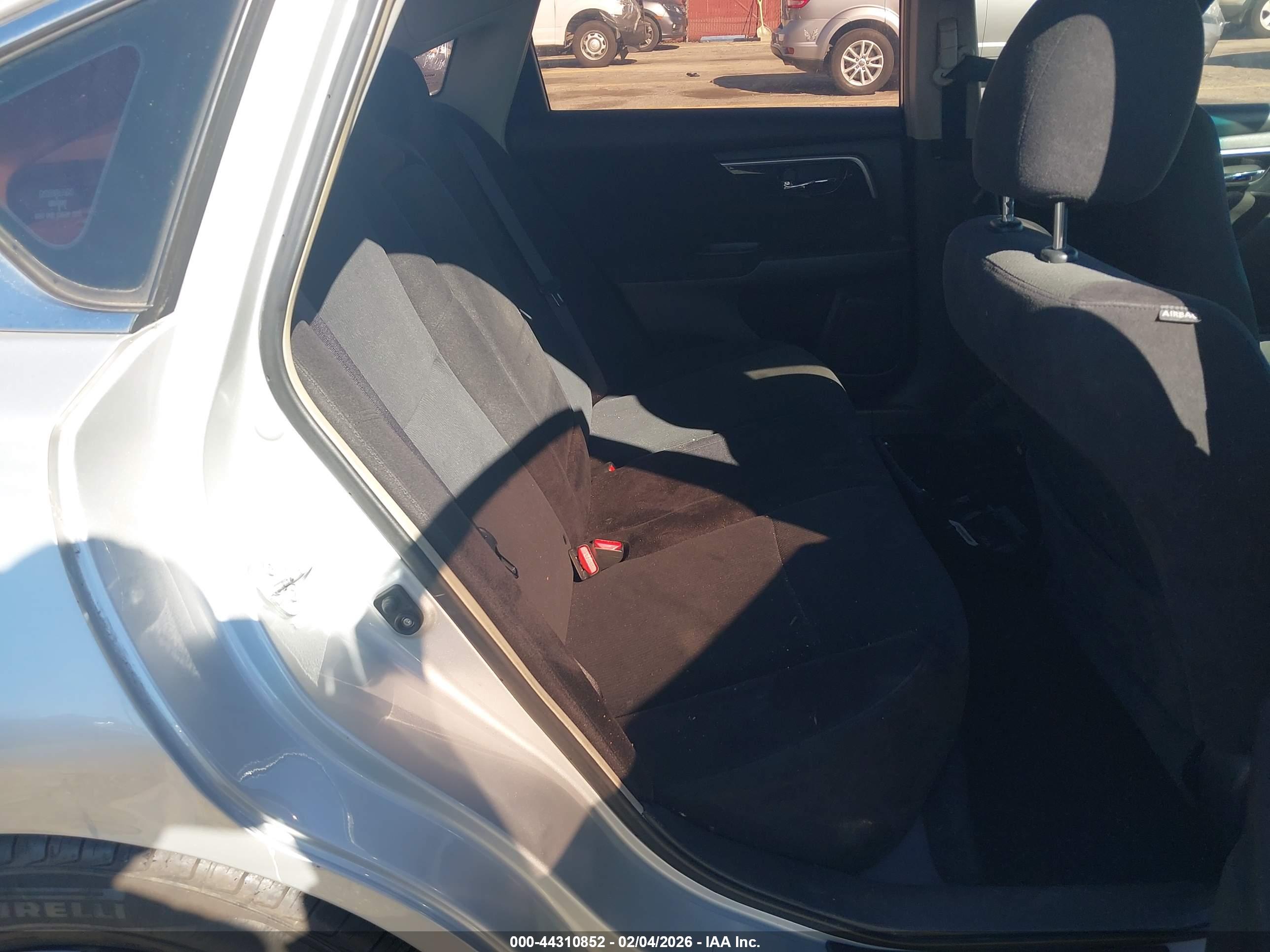 NISSAN ALTIMA image 8