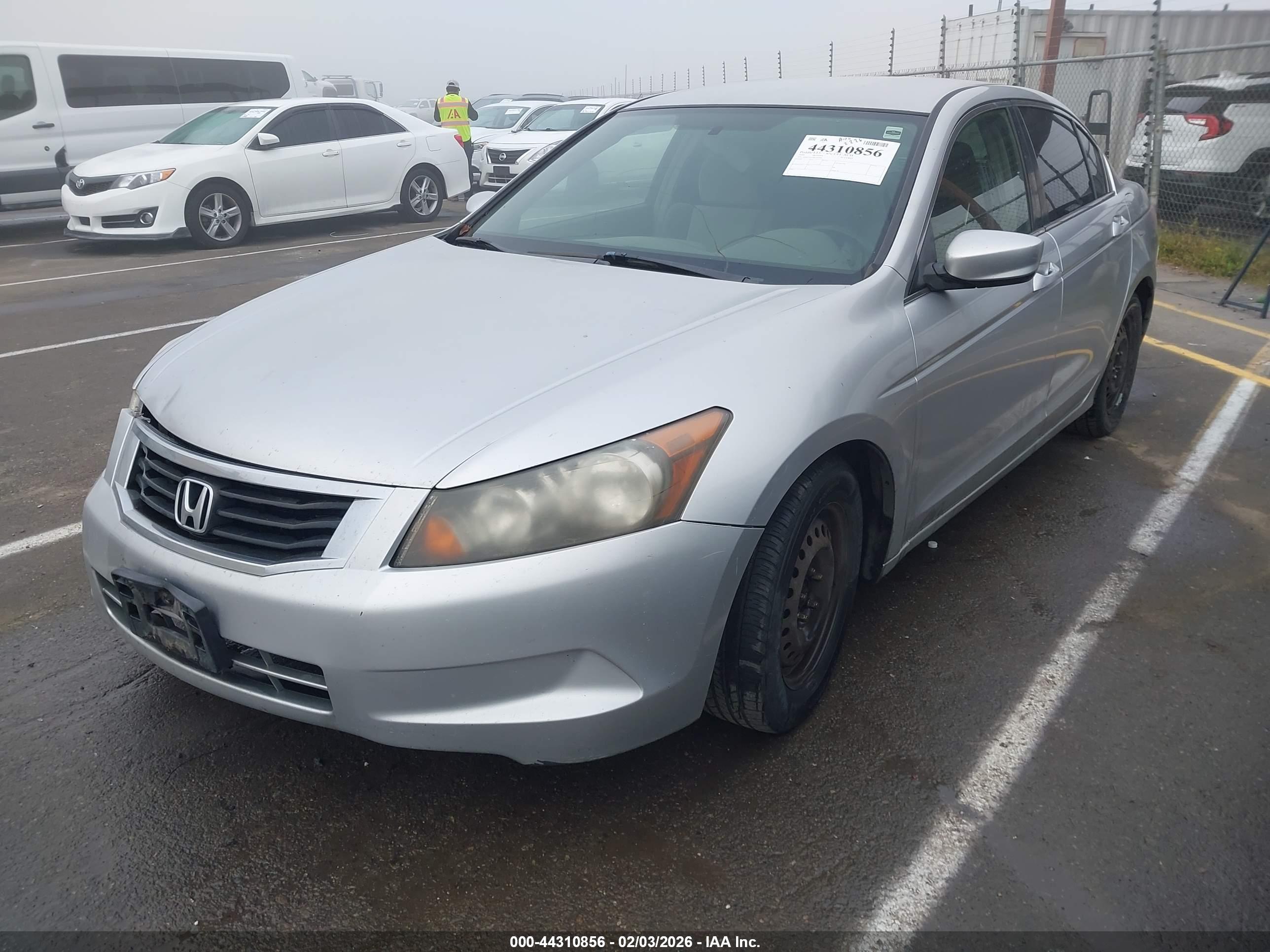 HONDA ACCORD image 2