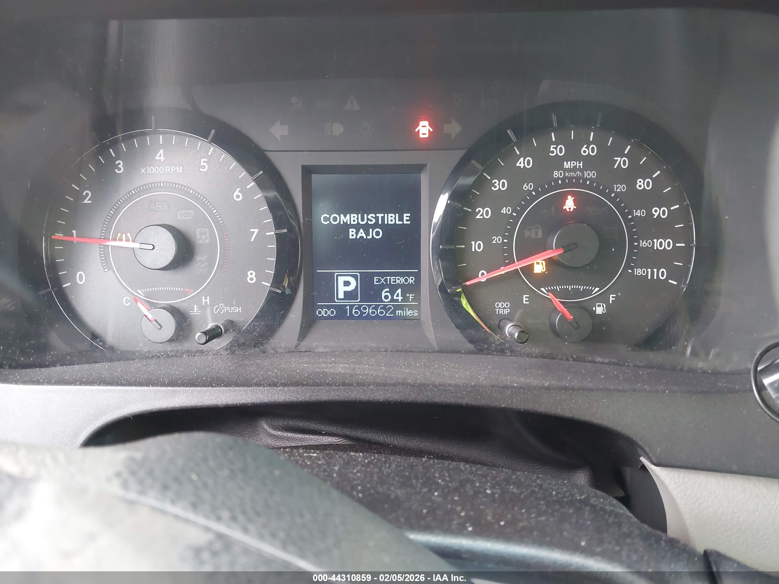 TOYOTA SIENNA image 7