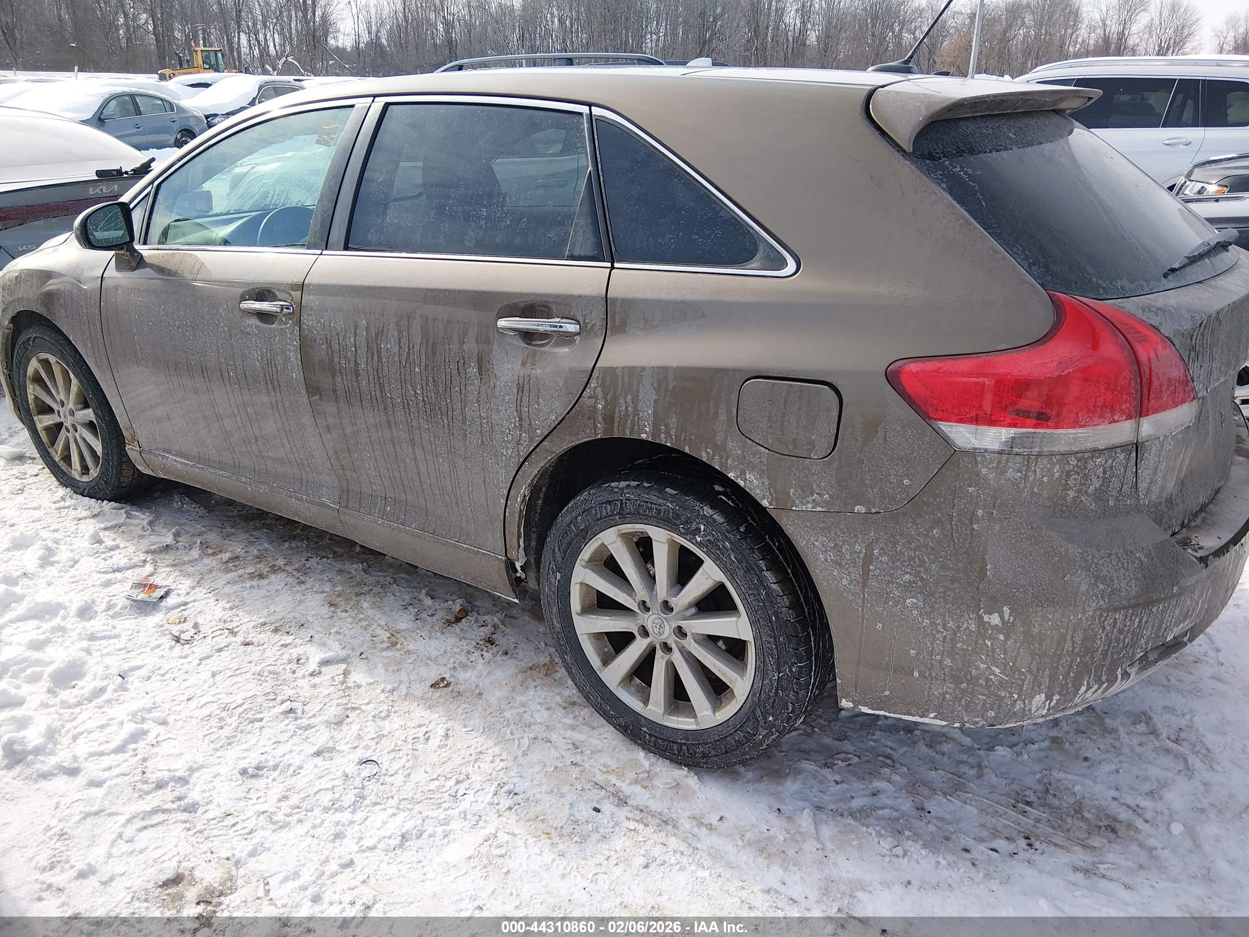 TOYOTA VENZA image 3