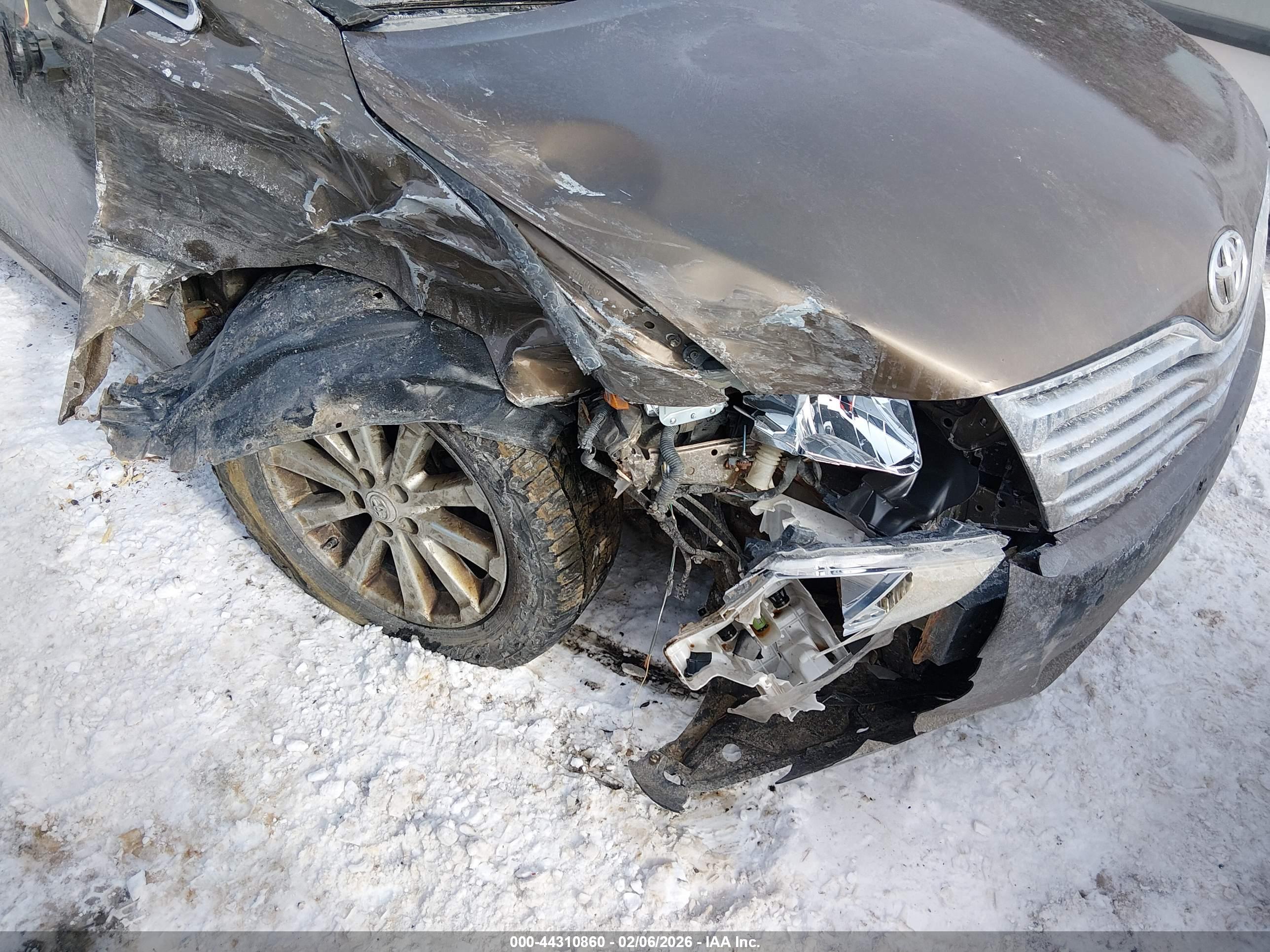 TOYOTA VENZA image 6