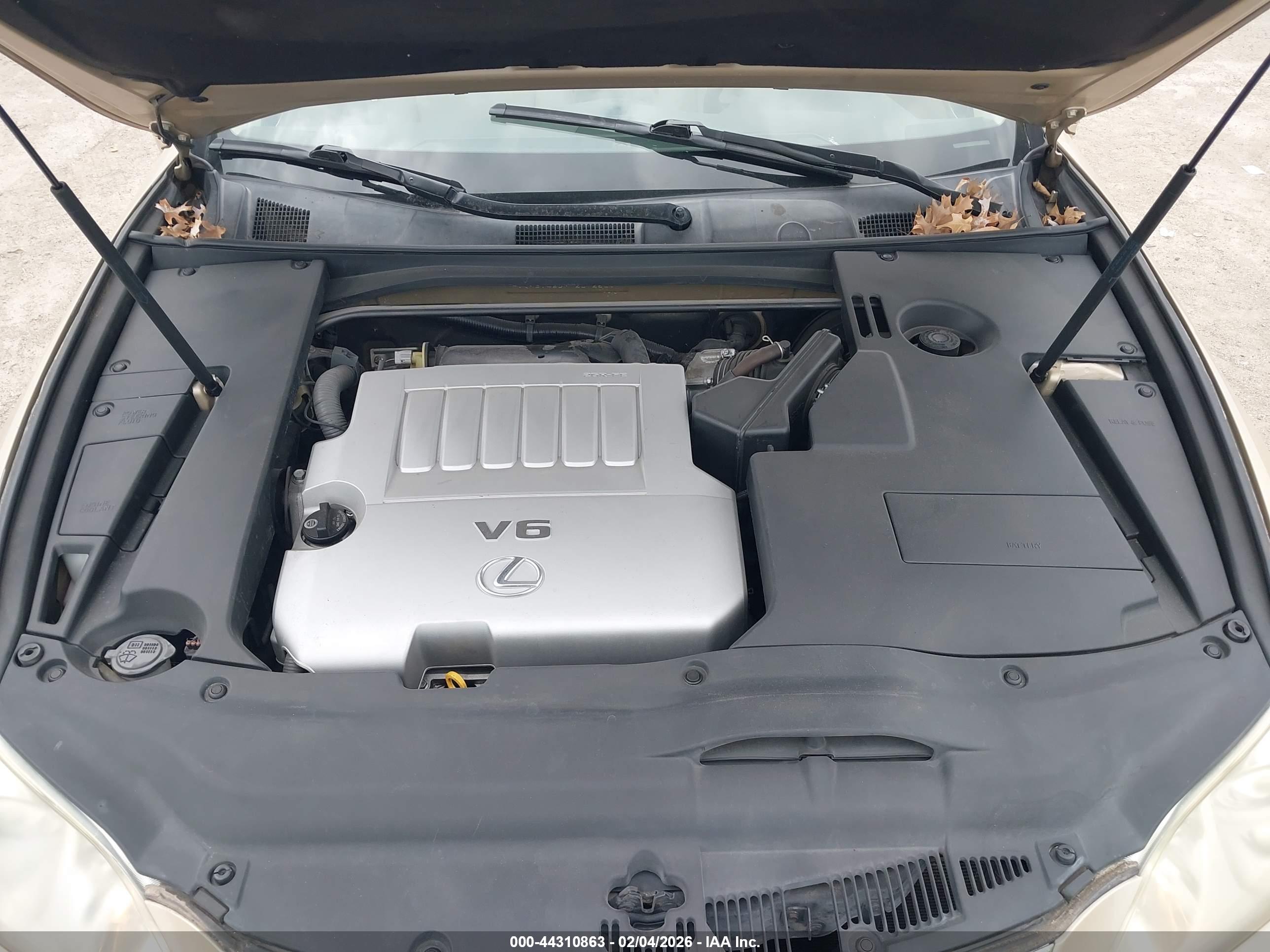 LEXUS ES image 10