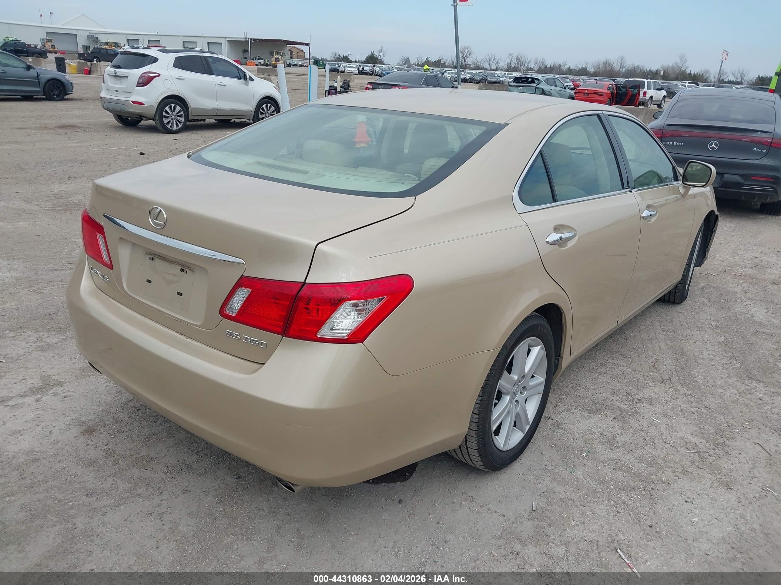LEXUS ES image 4