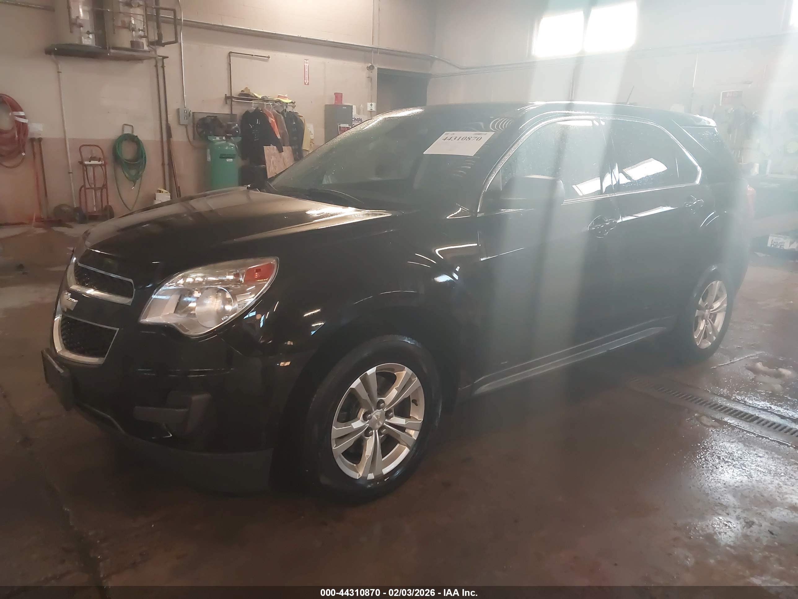 CHEVROLET EQUINOX image 2