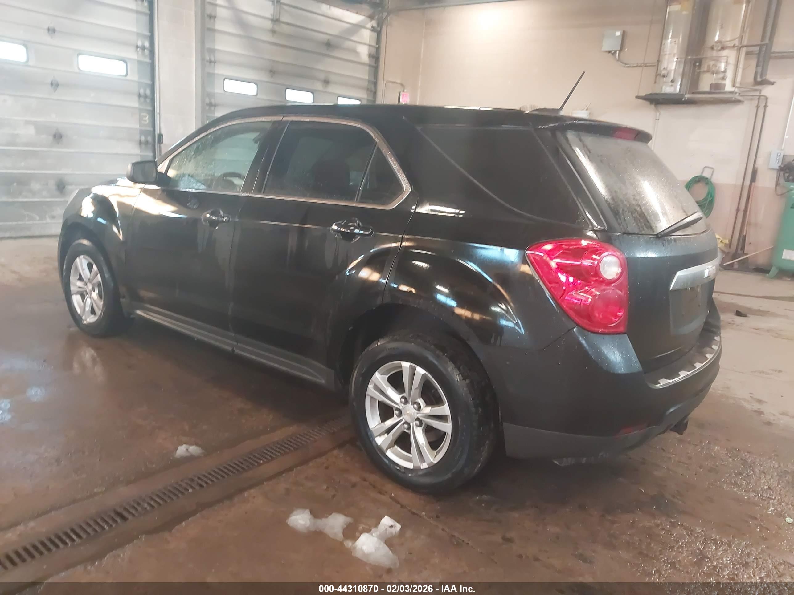 CHEVROLET EQUINOX image 3