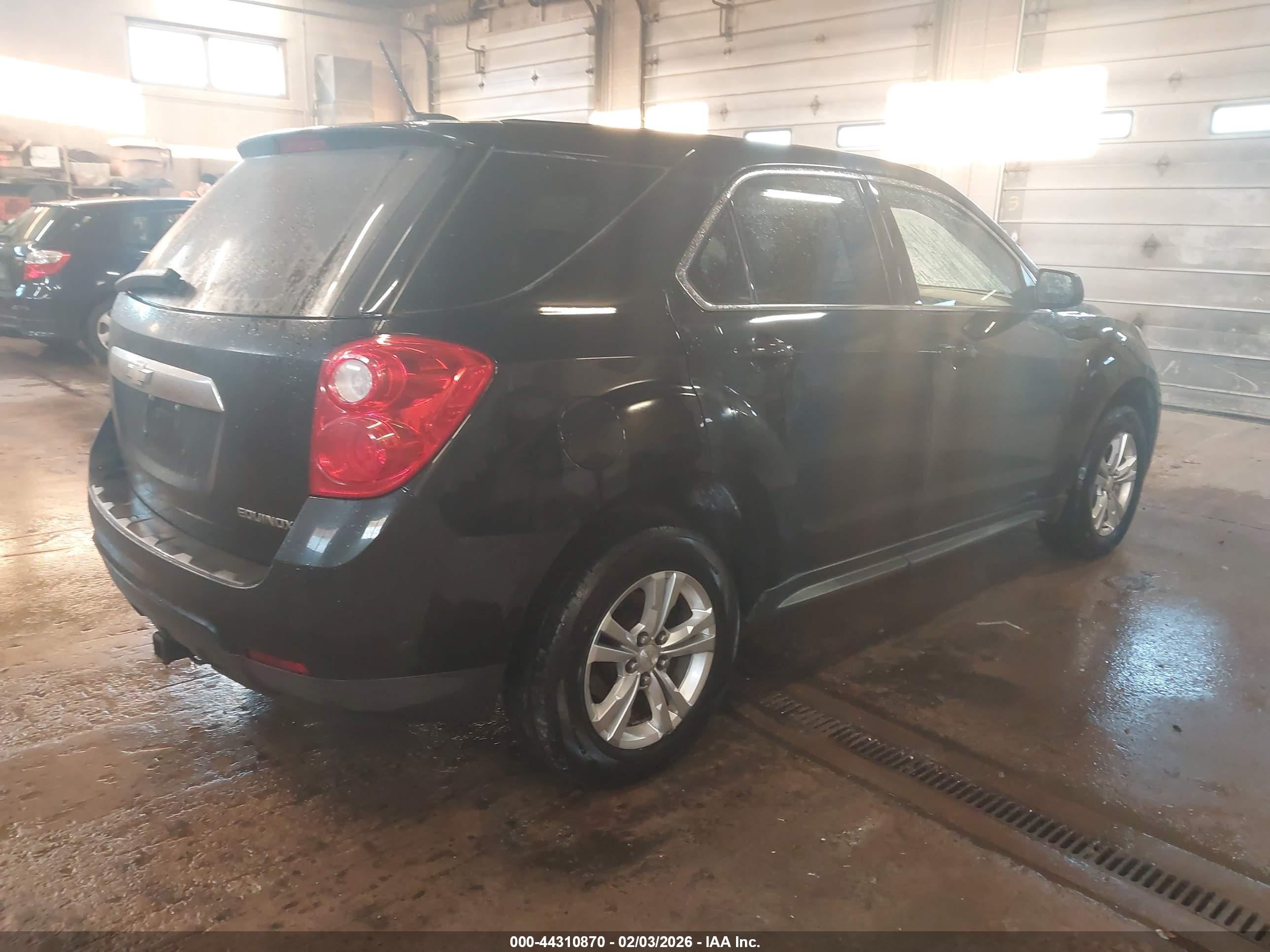 CHEVROLET EQUINOX image 4