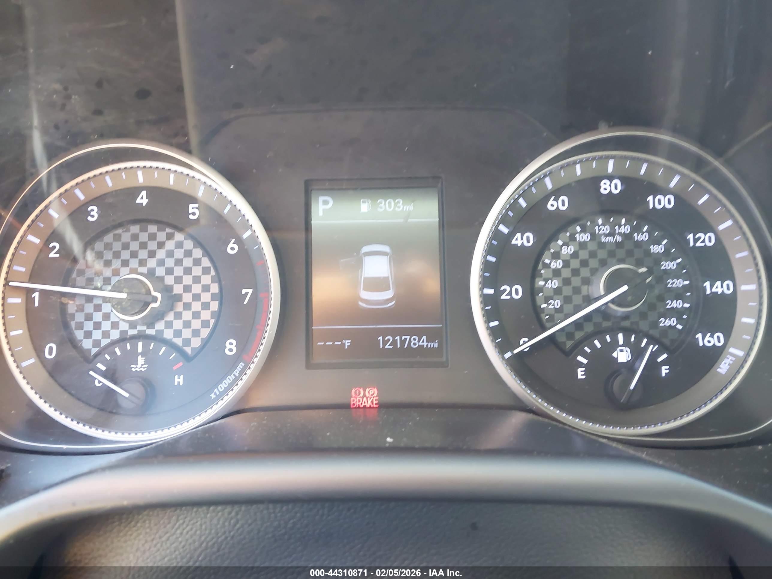 HYUNDAI ELANTRA image 7