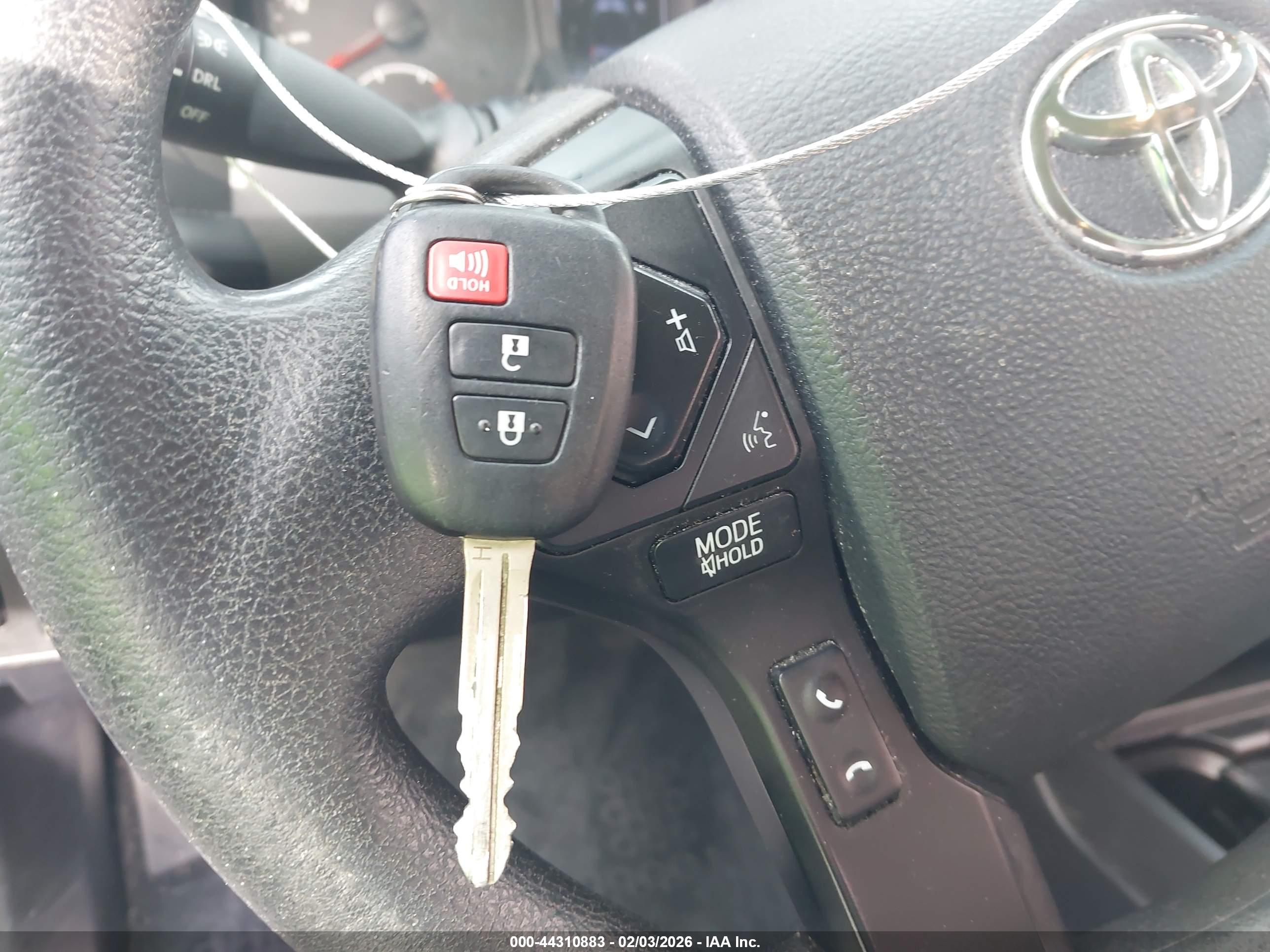 TOYOTA TACOMA image 11